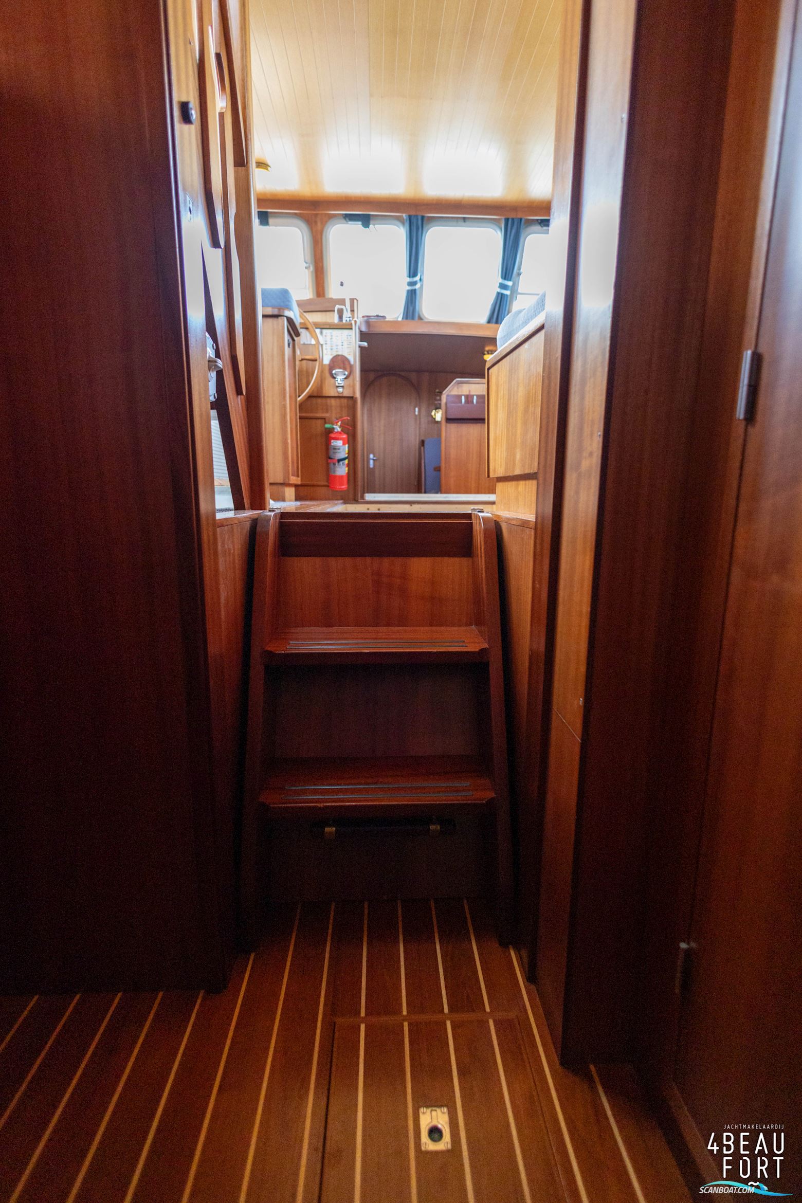 Super Lauwersmeer Kotter 1250 AK