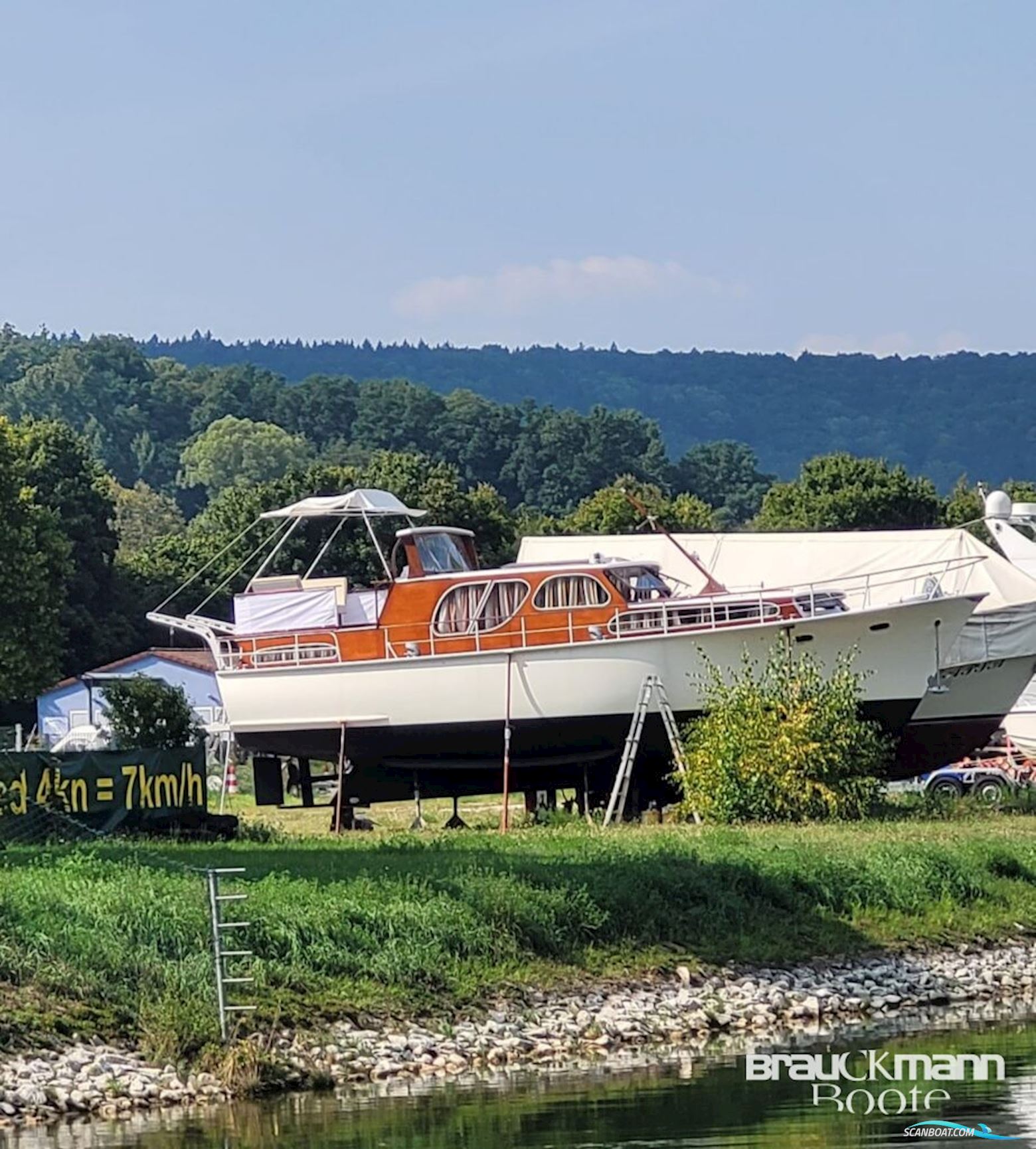 Super Van Craft 1200