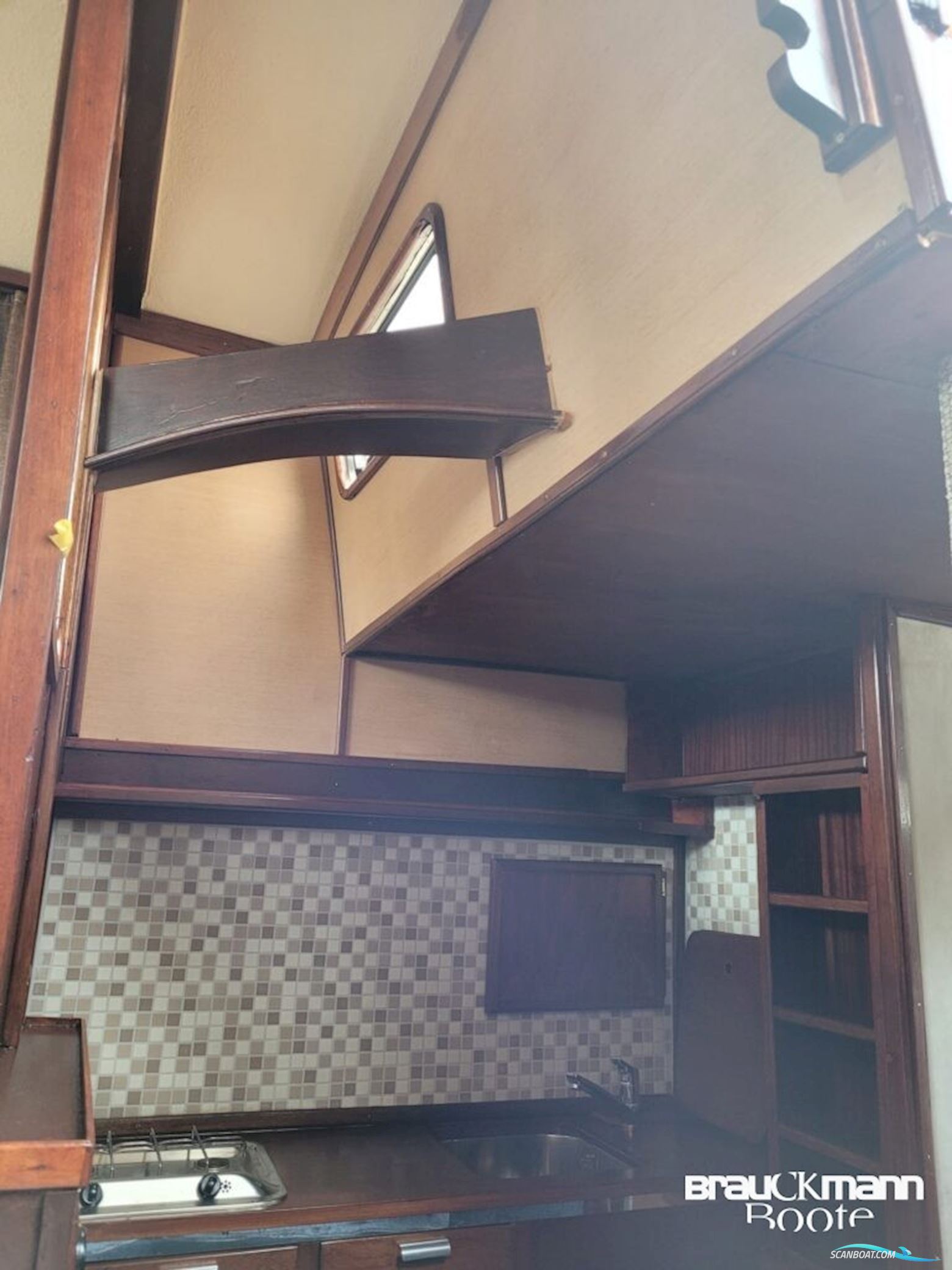 Super Van Craft 1200