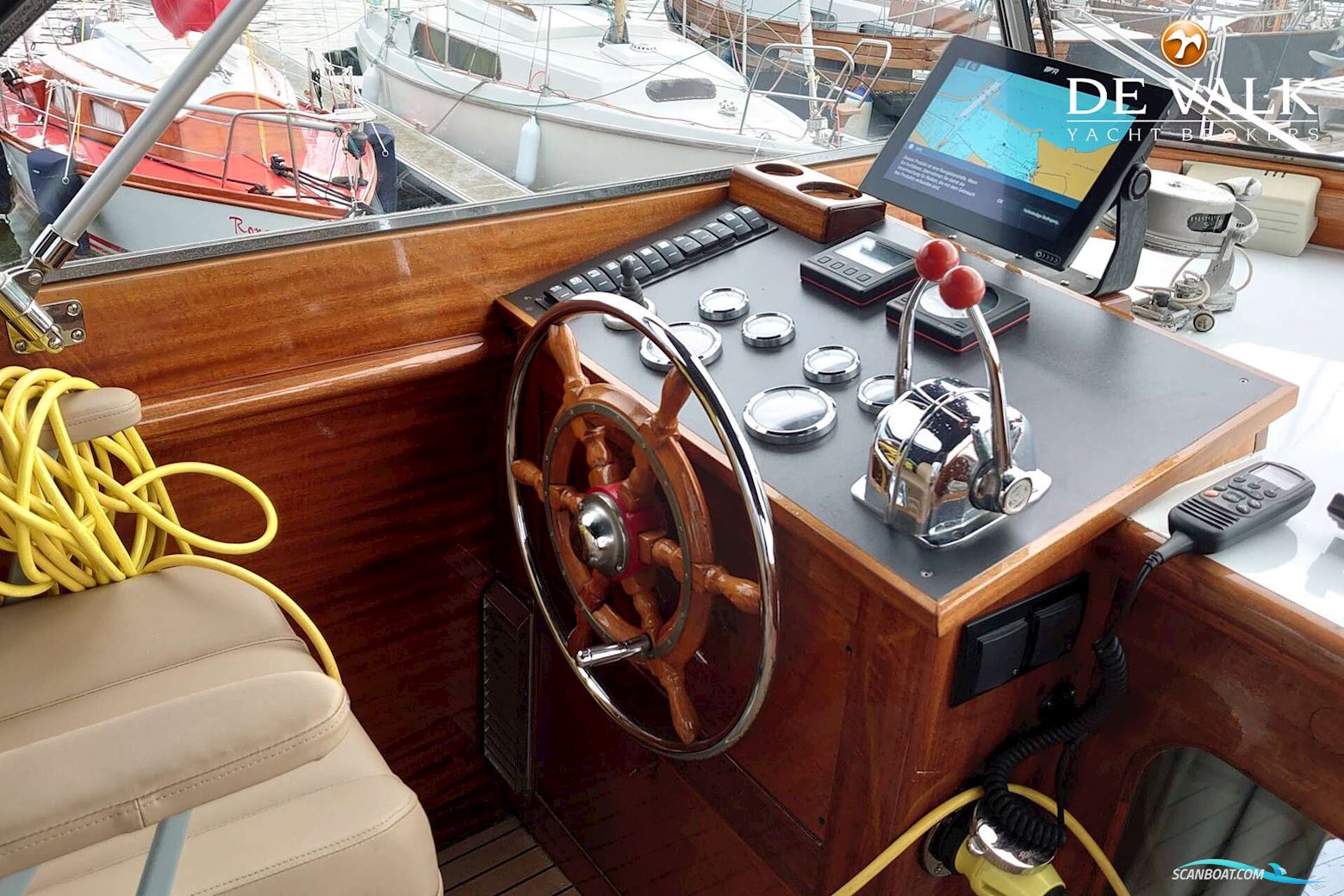 Super Van Craft 1320