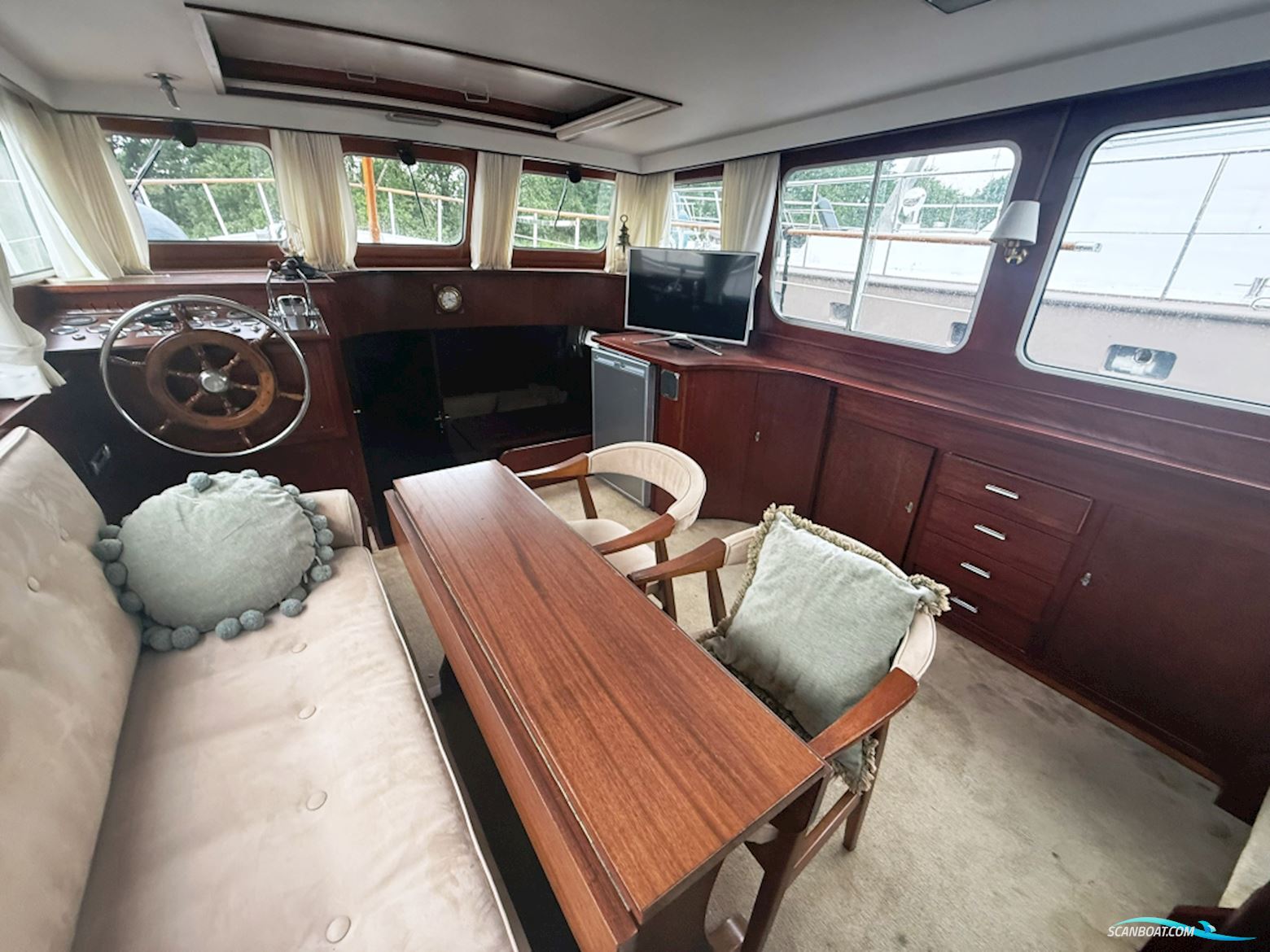 Super Van Craft 1320