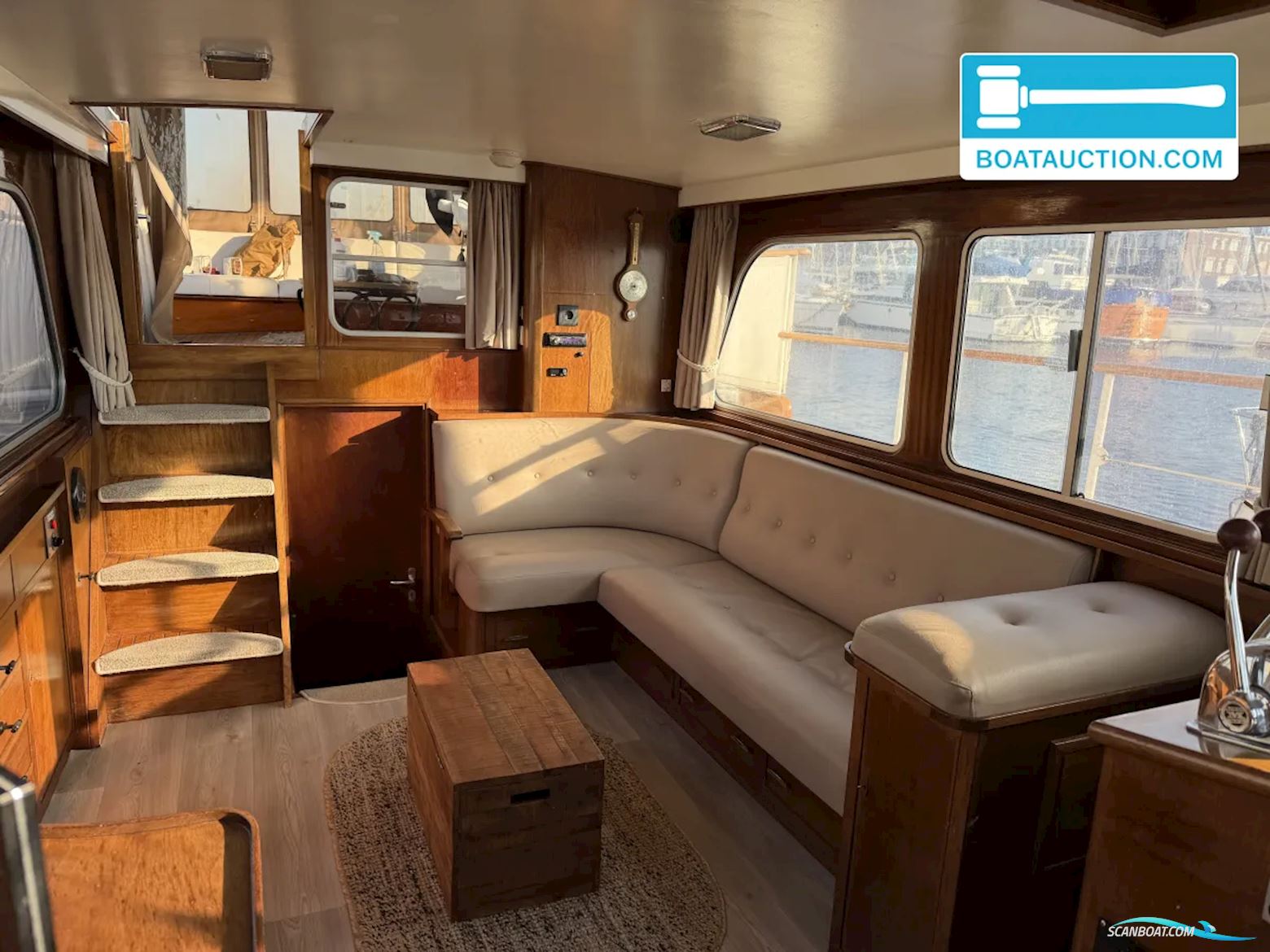 Super Van Craft 13.50