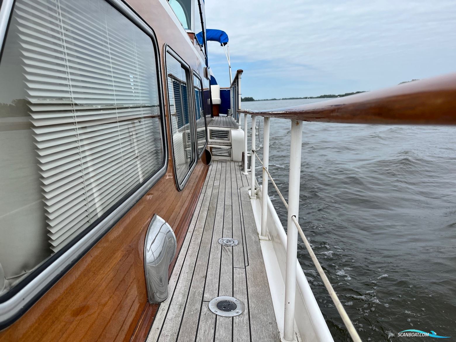 Super Van Craft 13.80