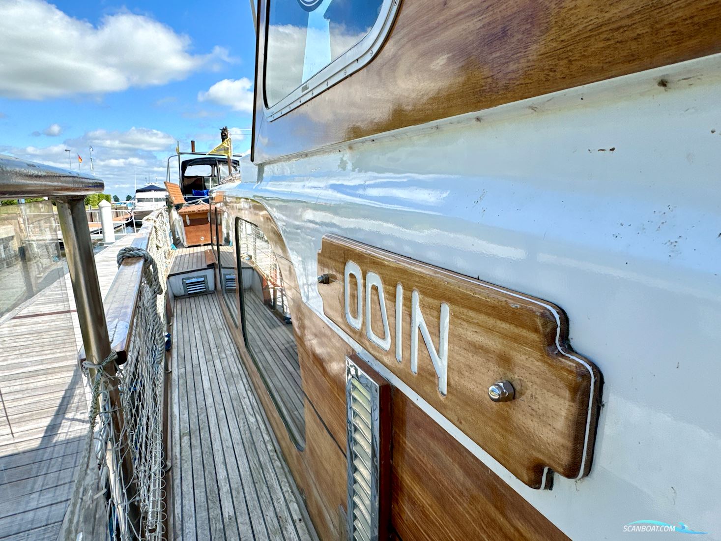 Super Van Craft 13.80