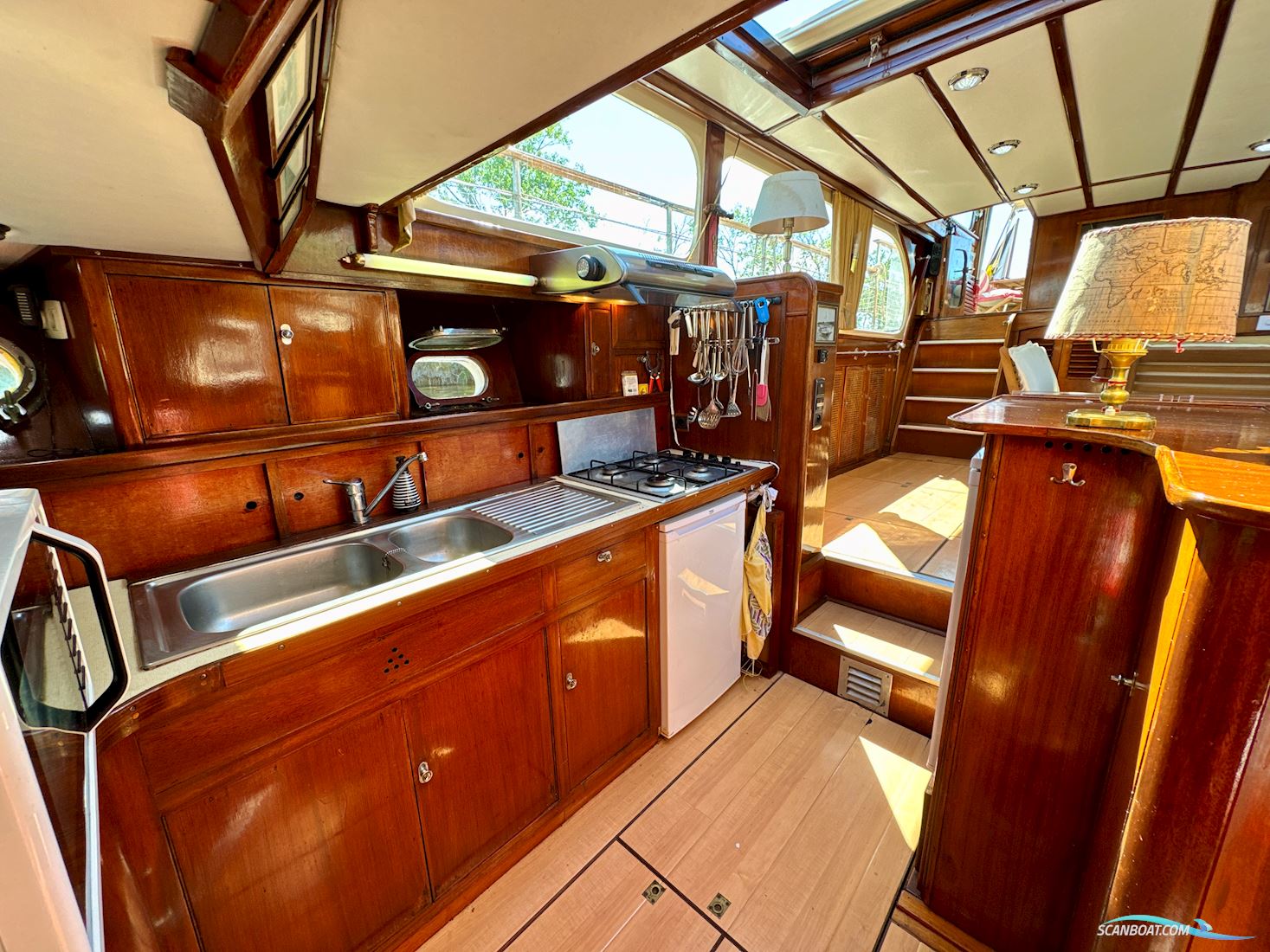 Super Van Craft 13.80