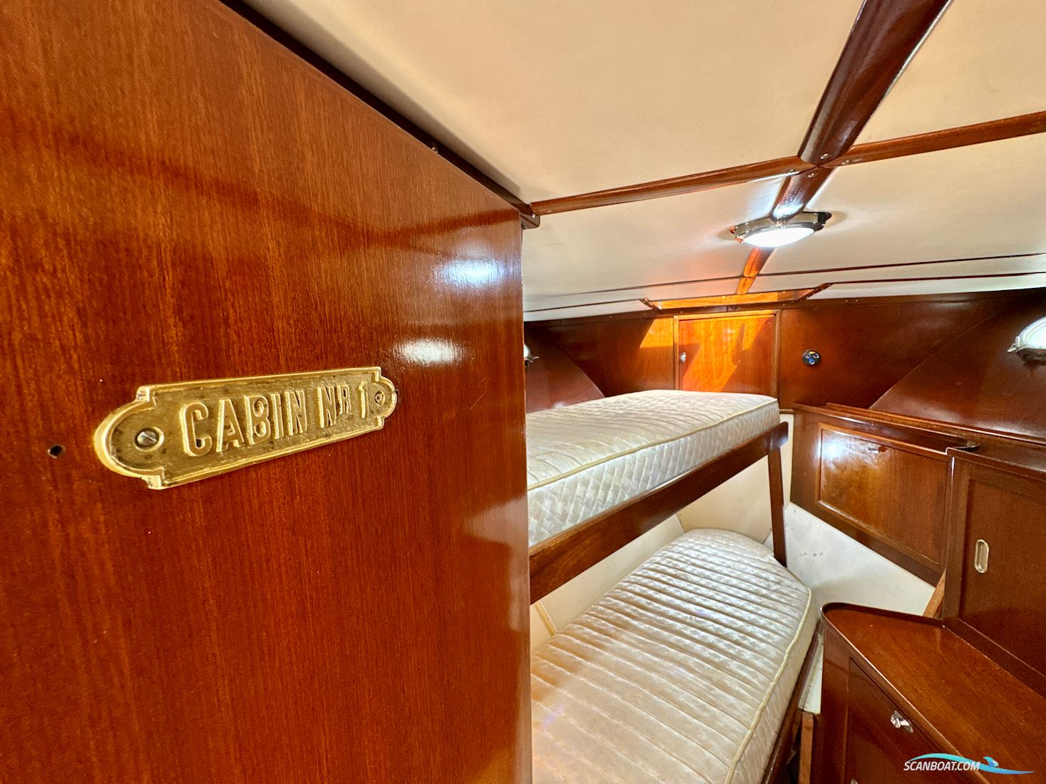 Super Van Craft 13.80