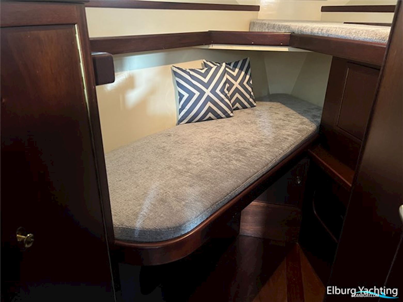 Super Van Craft 13.80