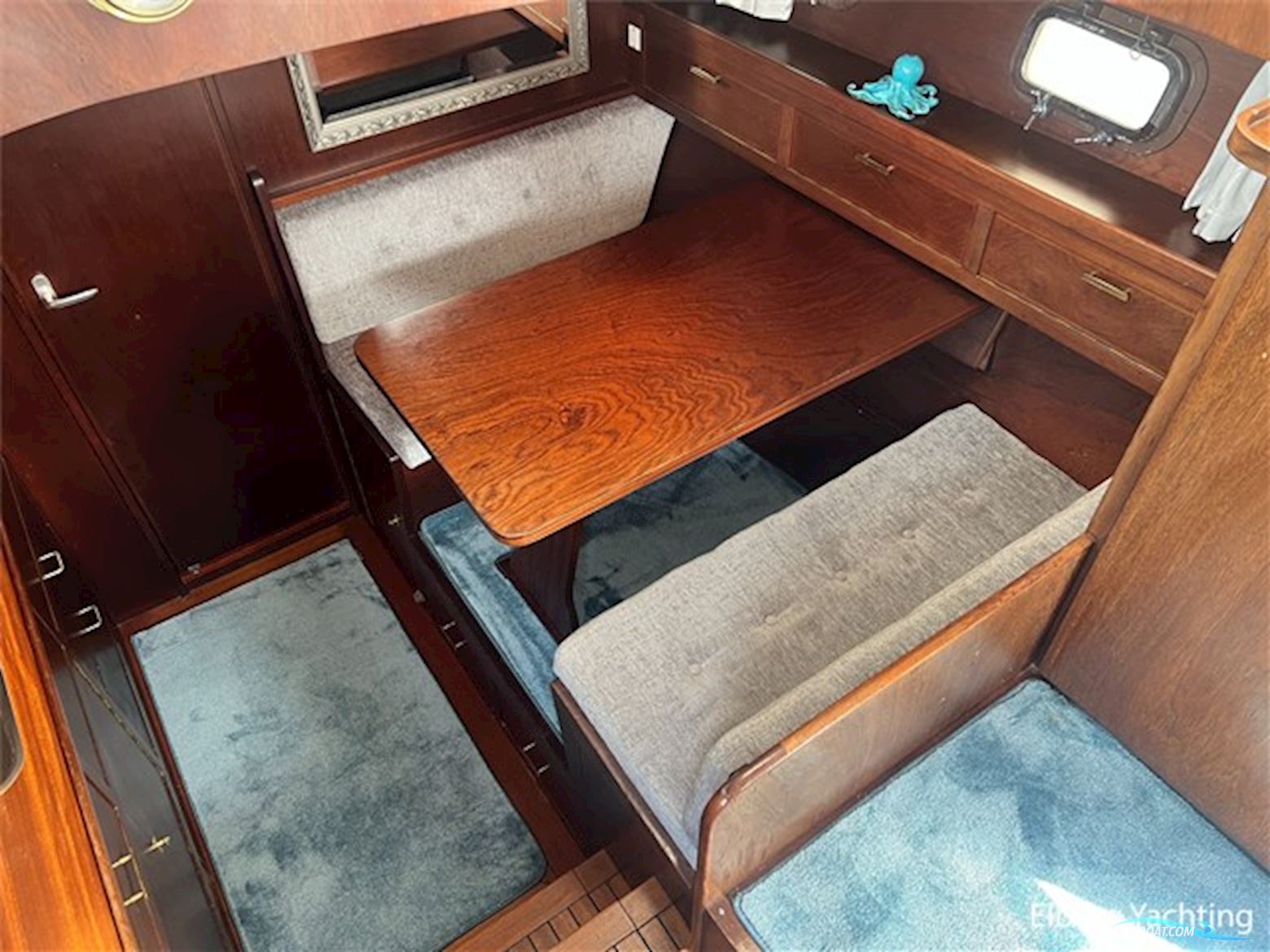 Super Van Craft 13.80