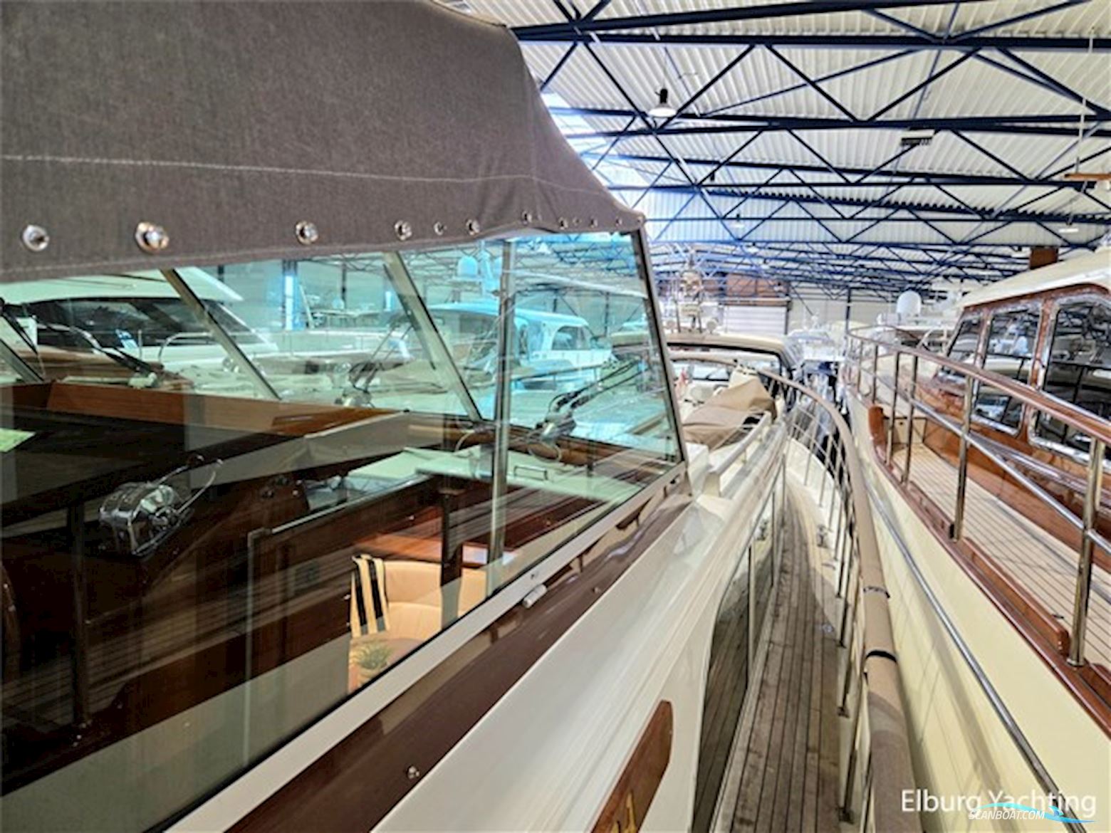 Super Van Craft 14.95 - France Proof