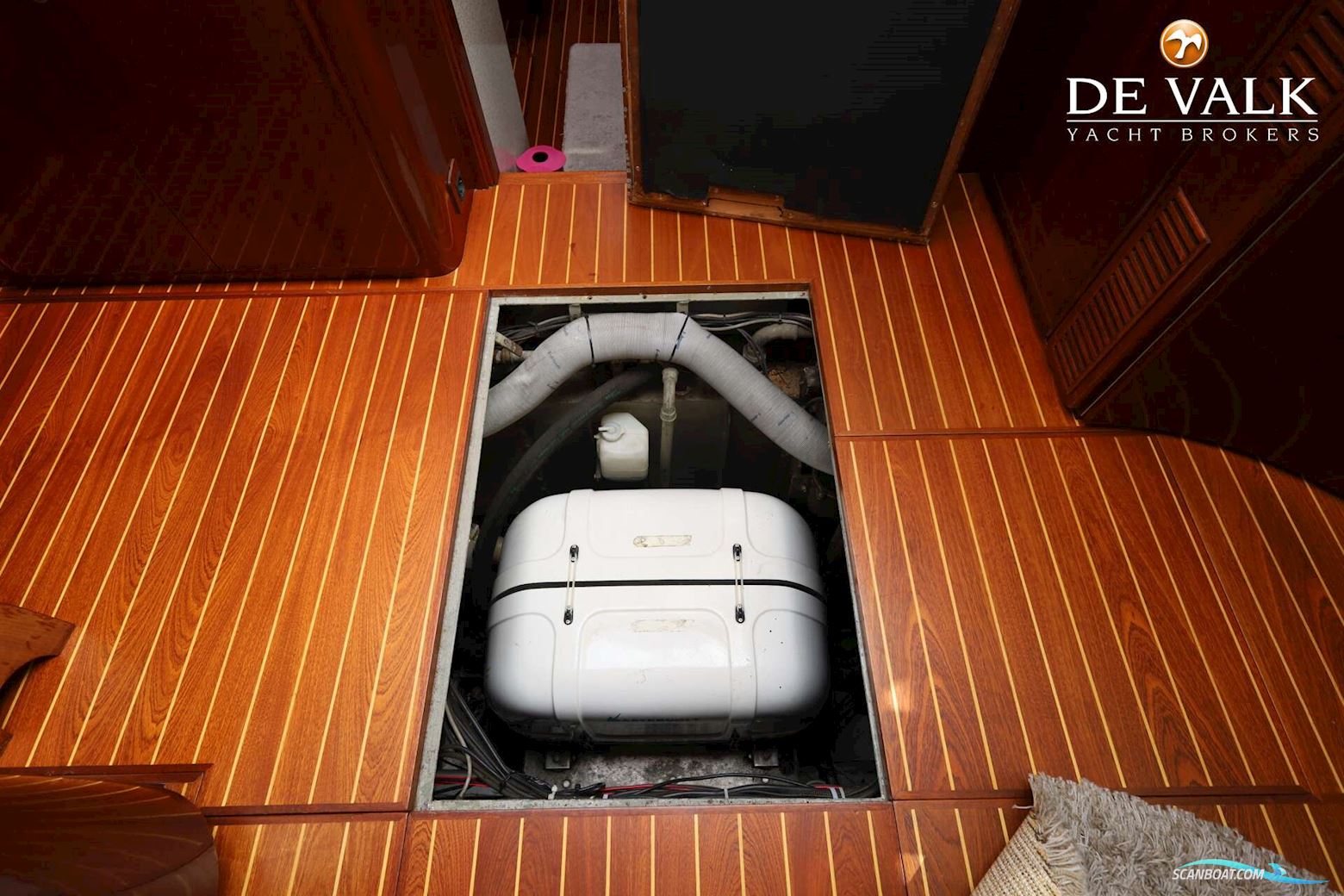 Super Van Craft 1570