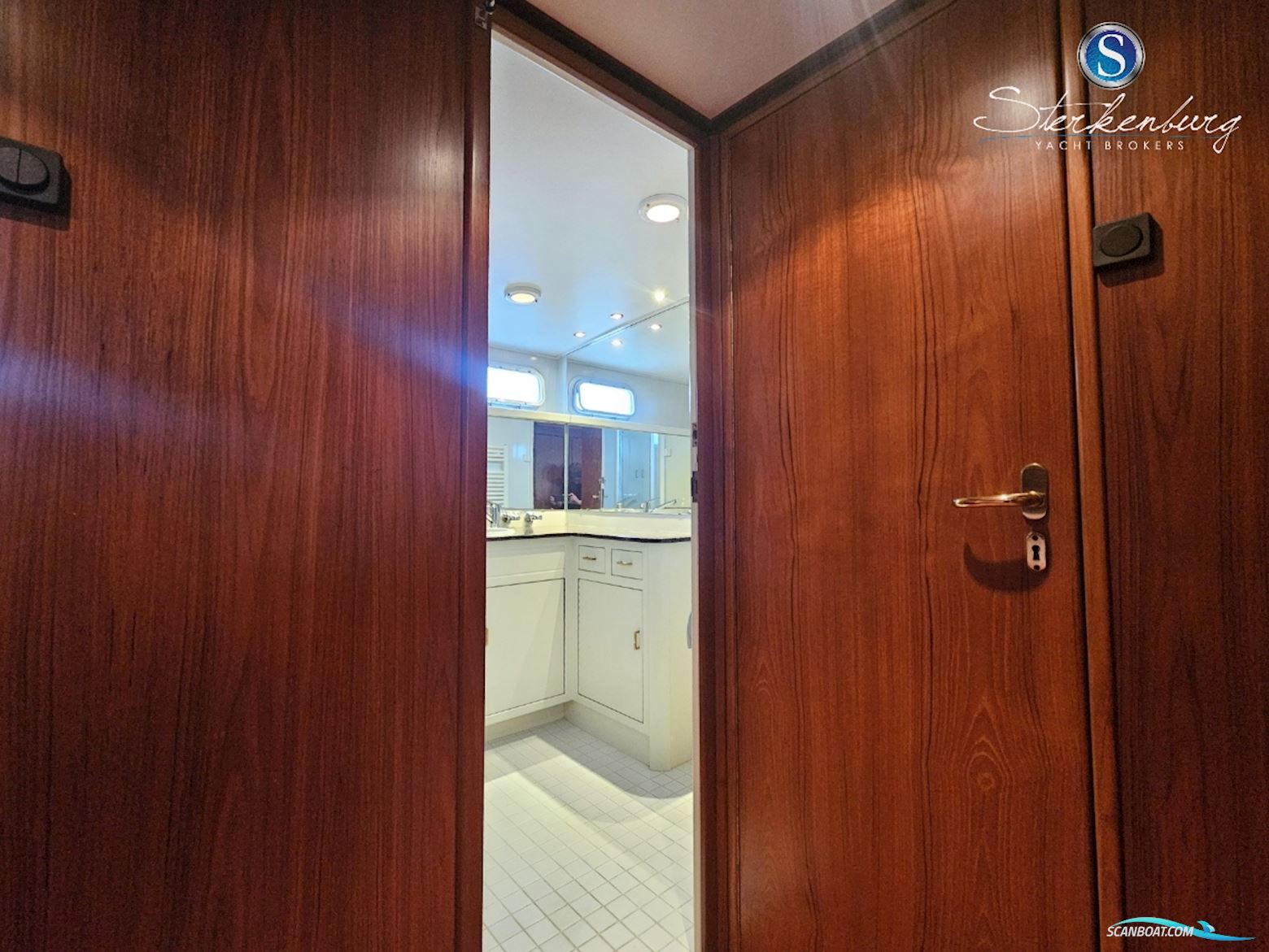 Super Van Craft 1700 VS
