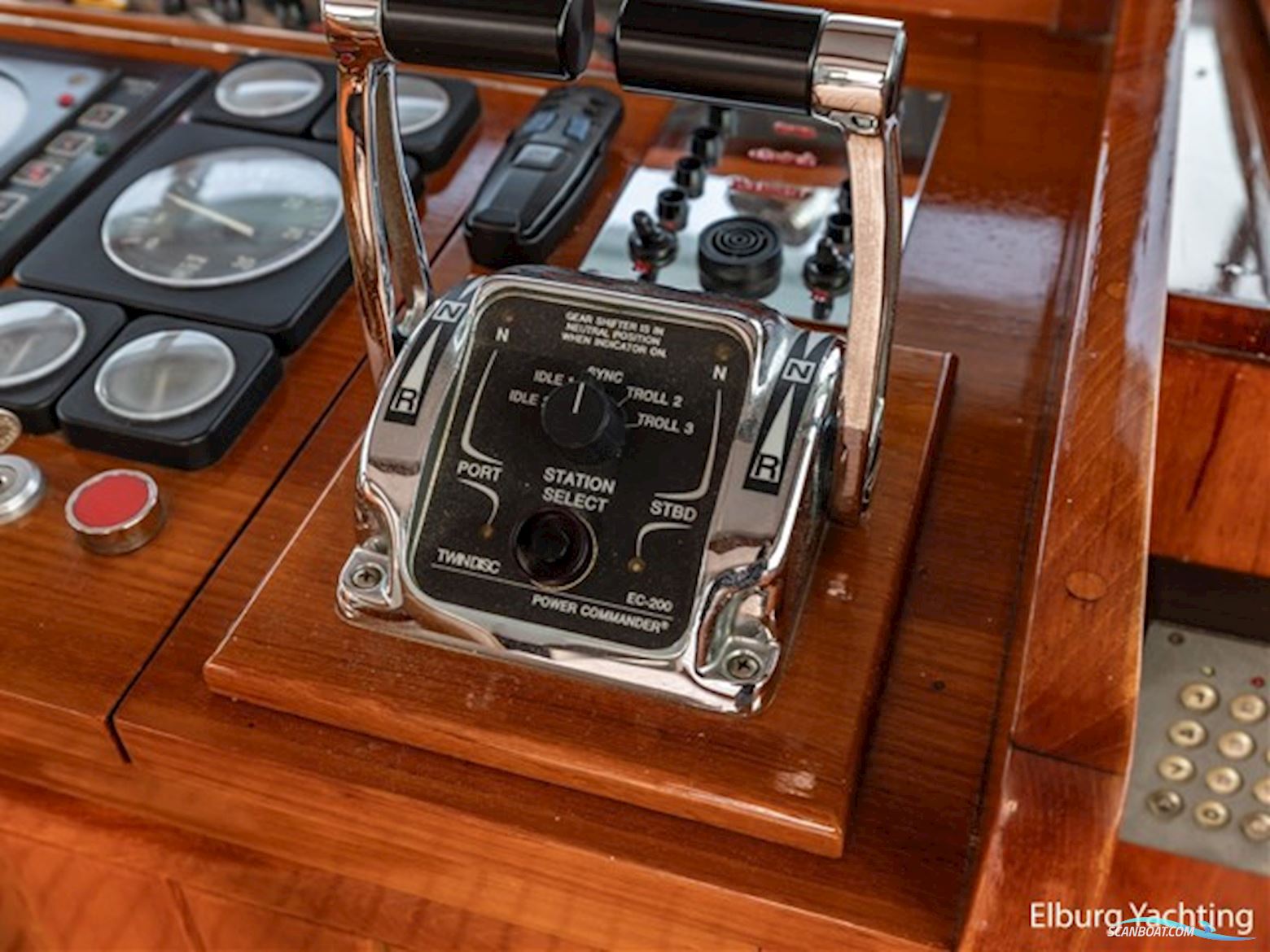 Super Van Craft 18.60 - Vast Stuurhuis