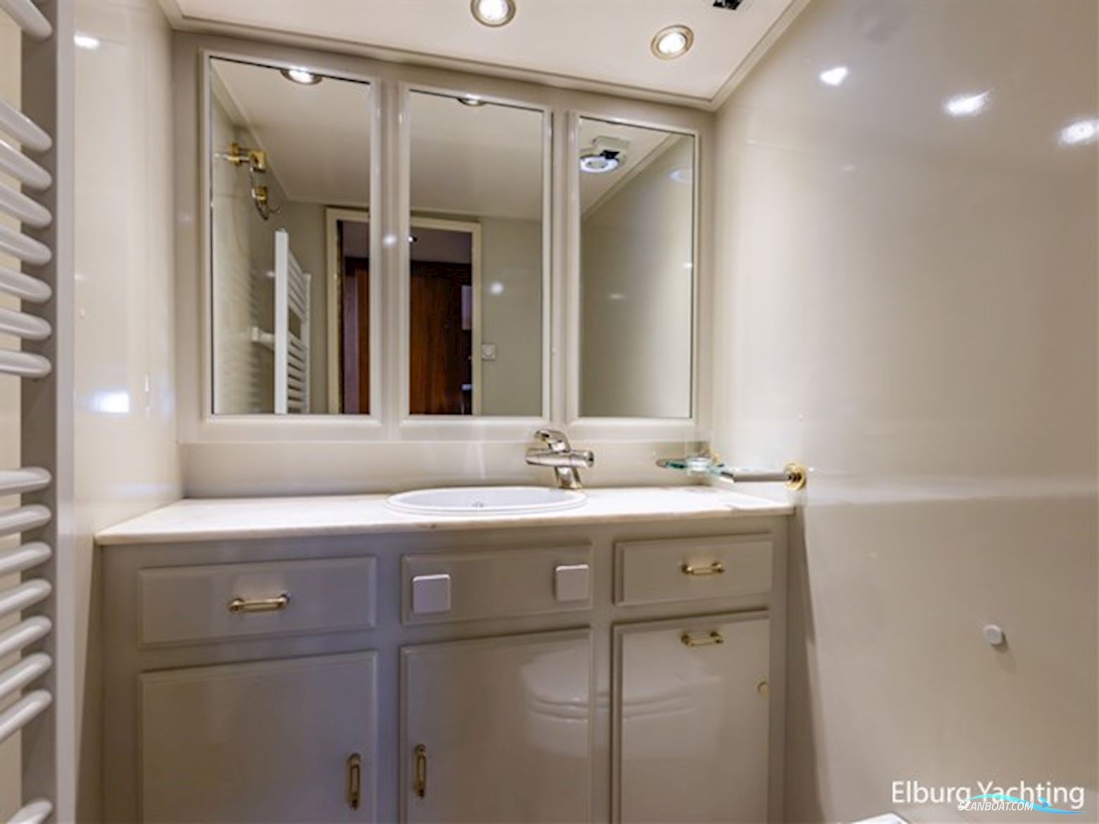 Super Van Craft 18.60 - Vast Stuurhuis