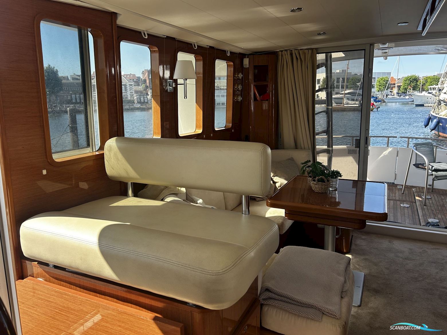 swift Trawler 42