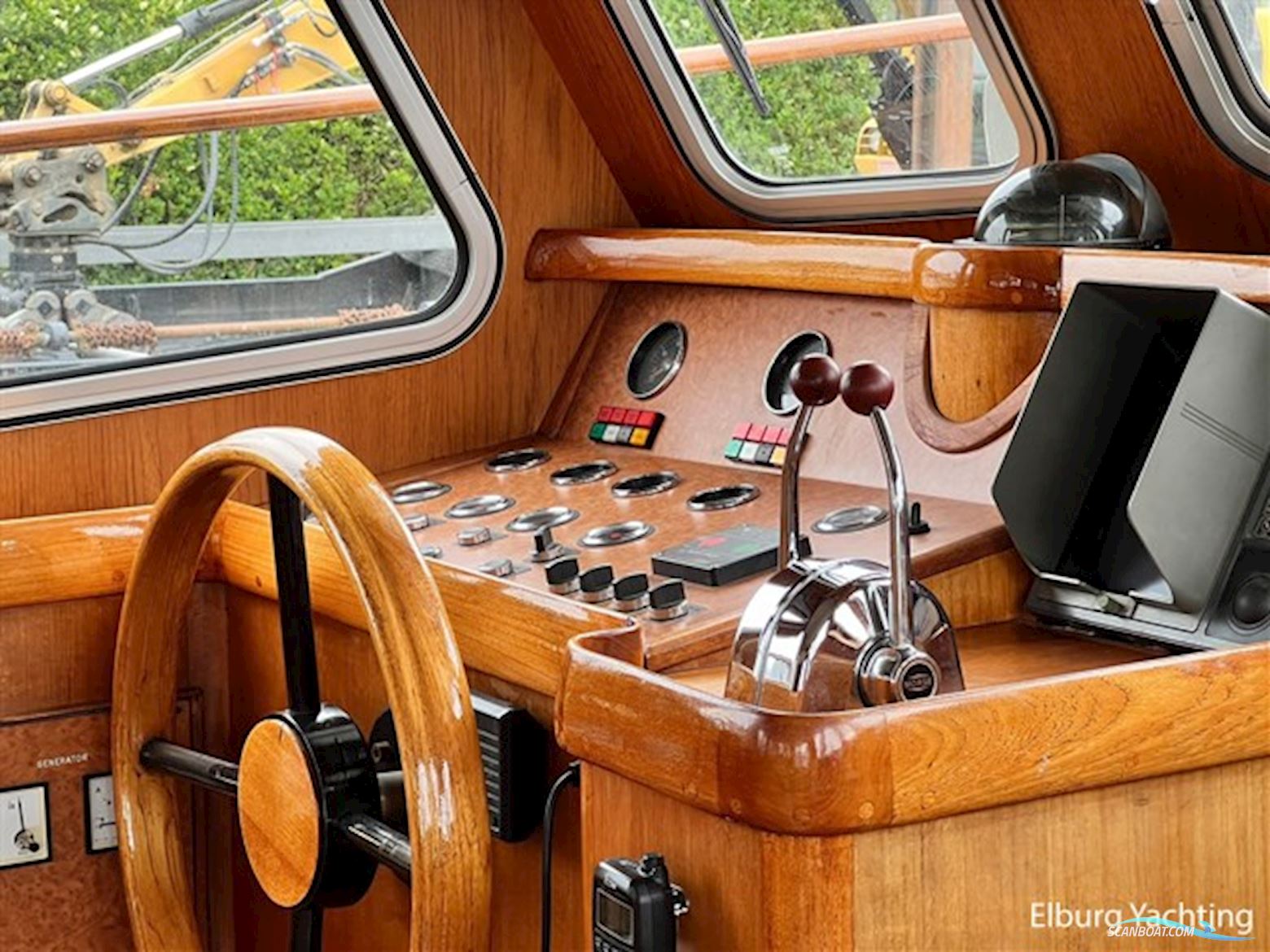 Tayana Trawler - Pieter Beeldsnijder