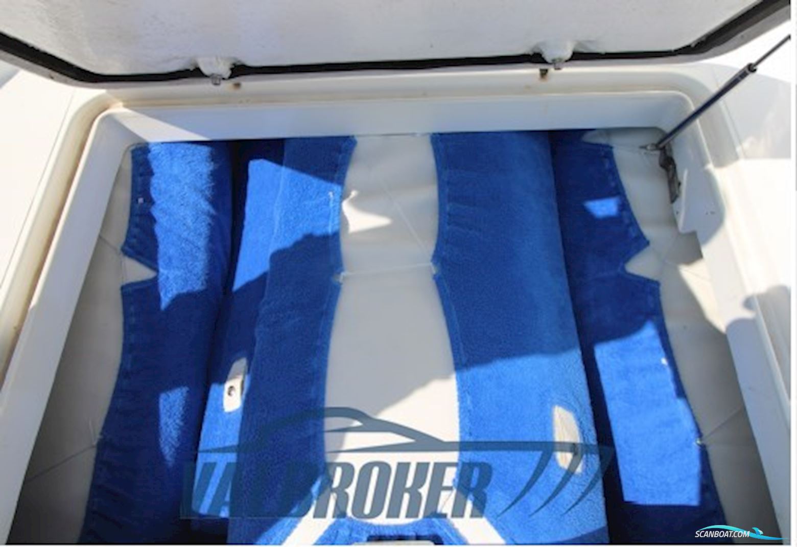 Tecnoyacht PUMA 2000