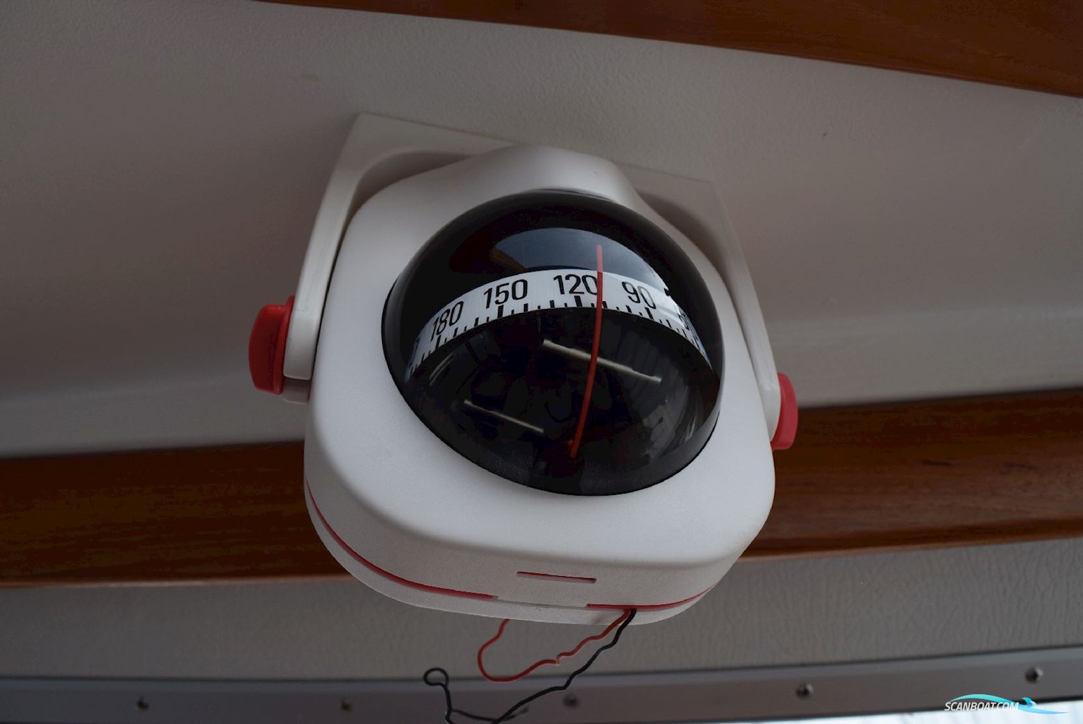 Tekno-Marine Seiskari S-300