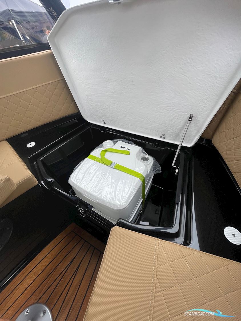 Tender Gentleman´s Launch 500XL