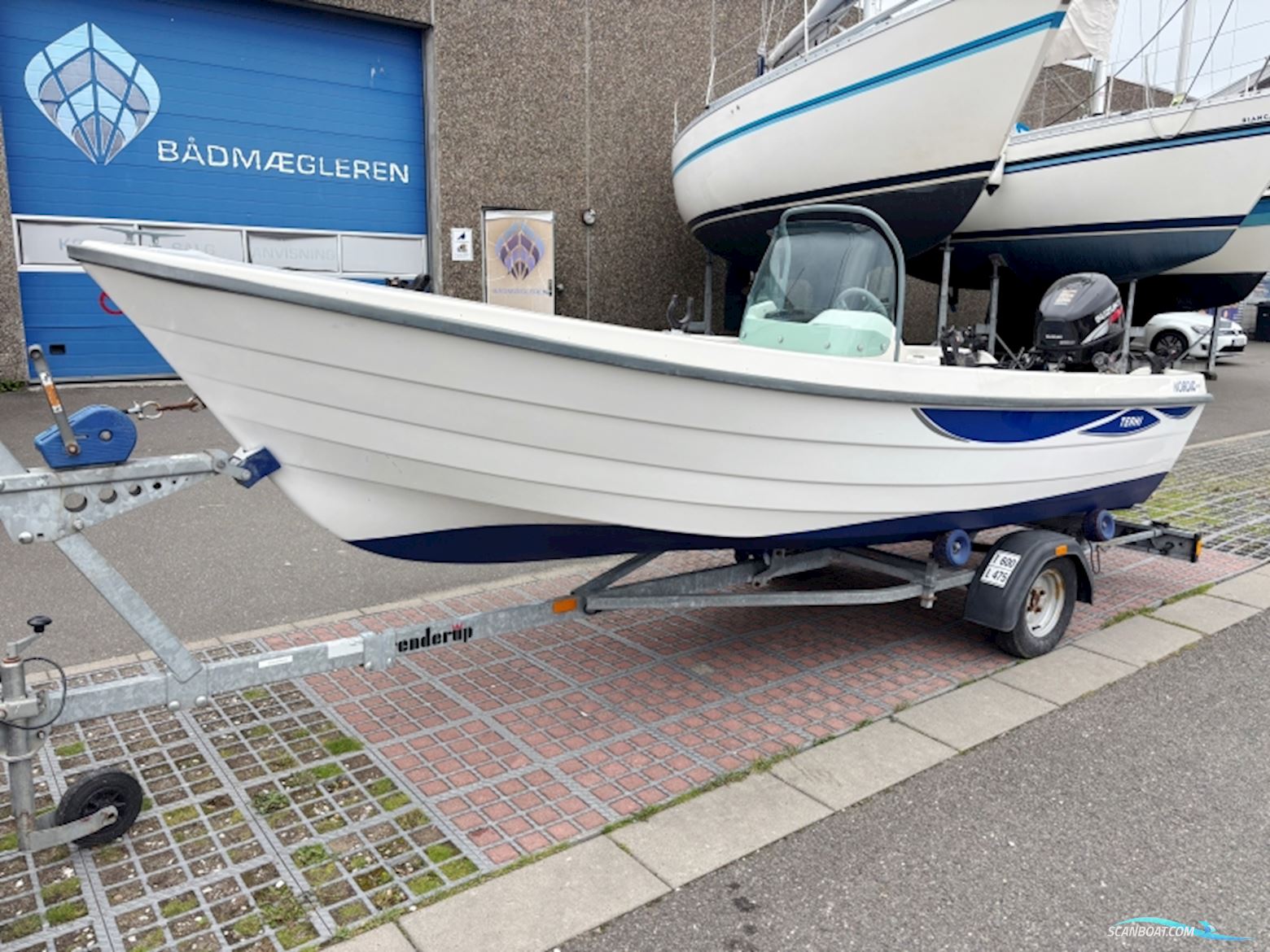 Terhi 6020 Nordic C Styrepultsbåd