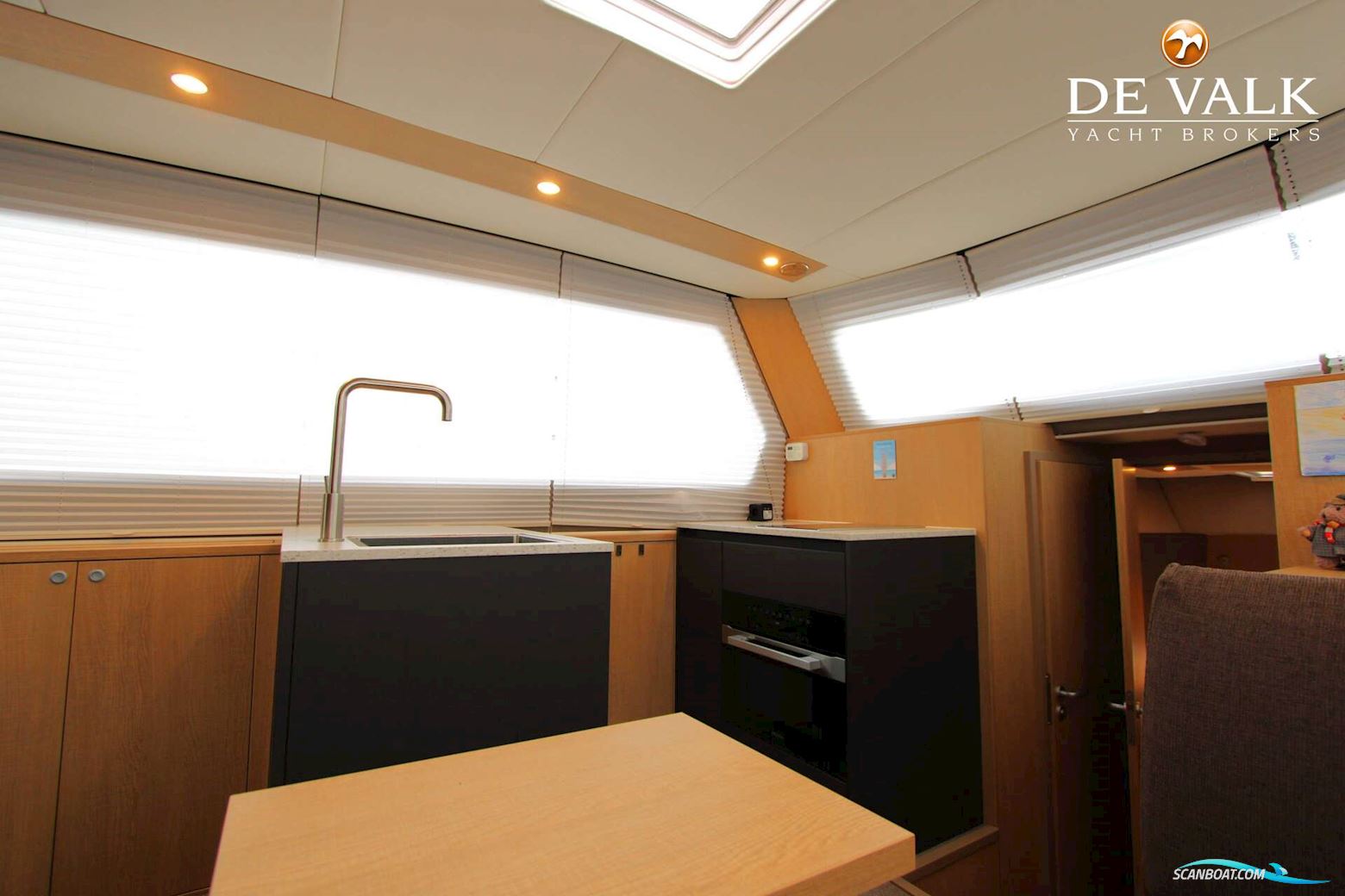 Thomasz Yacht 412 AC