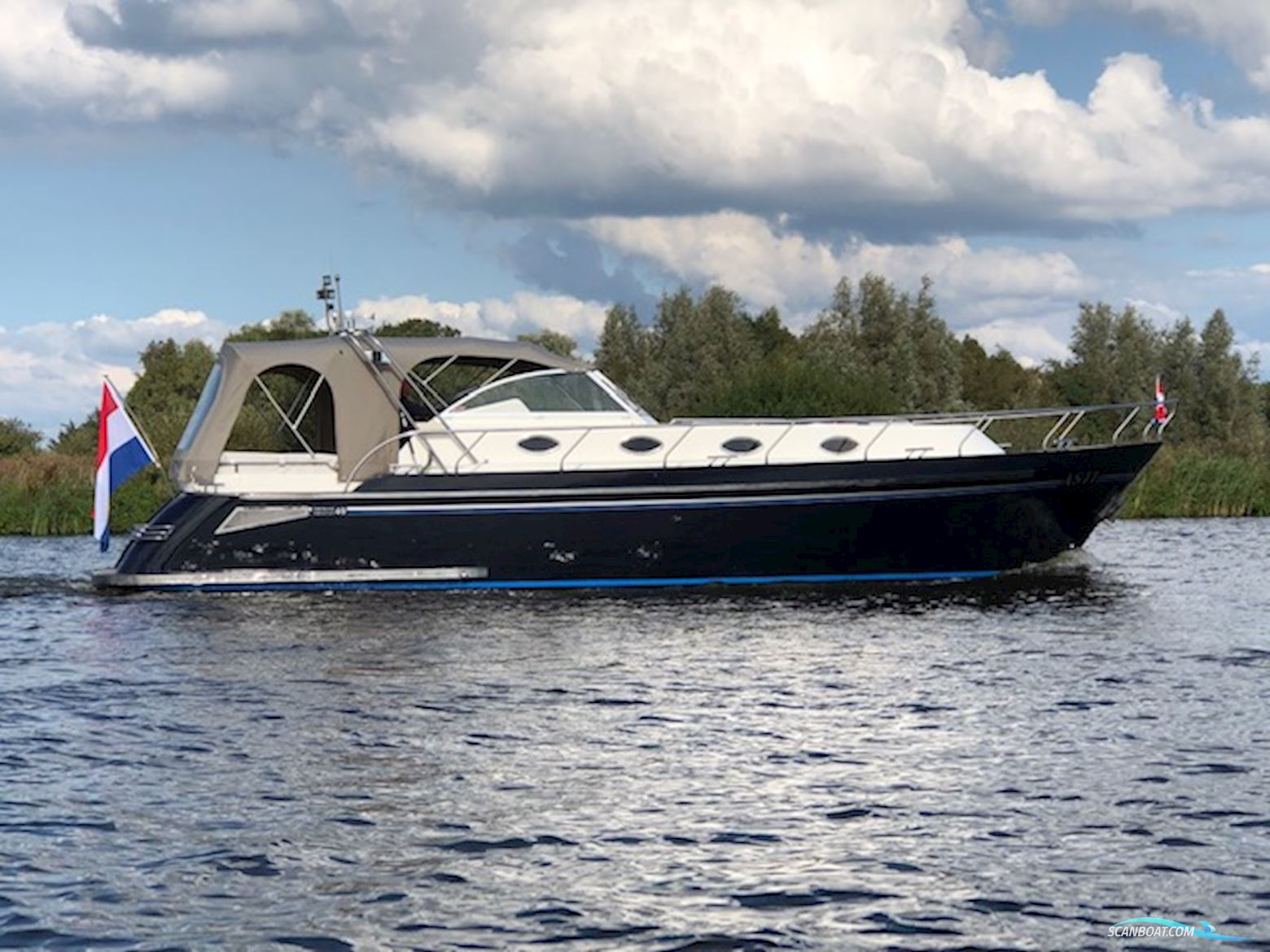 Thomasz Yachts Tristan Business Class 40 OK Motorbåt 2006, med Volvo Penta motor, Holland