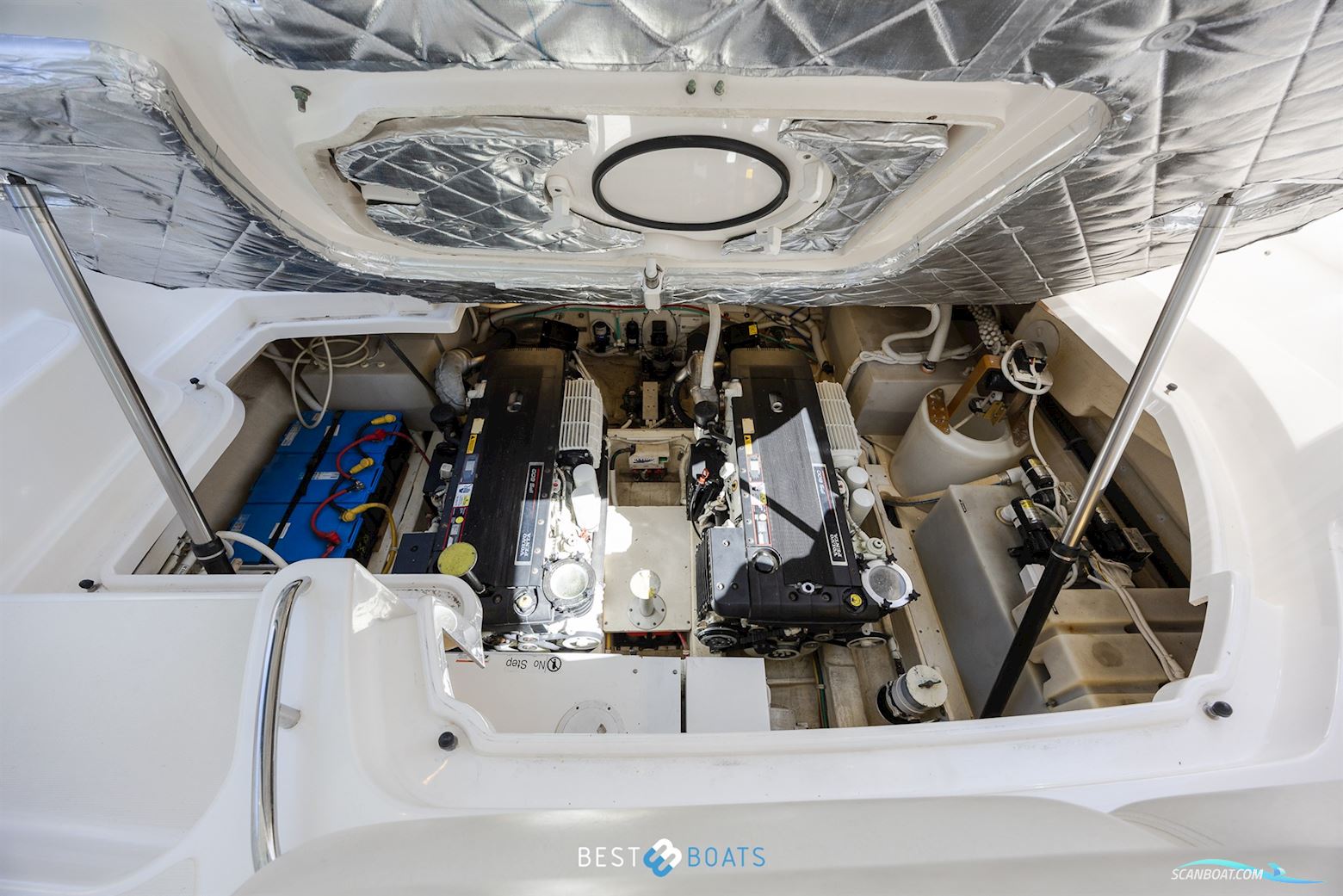 Tiara Yachts 4300 Sovran