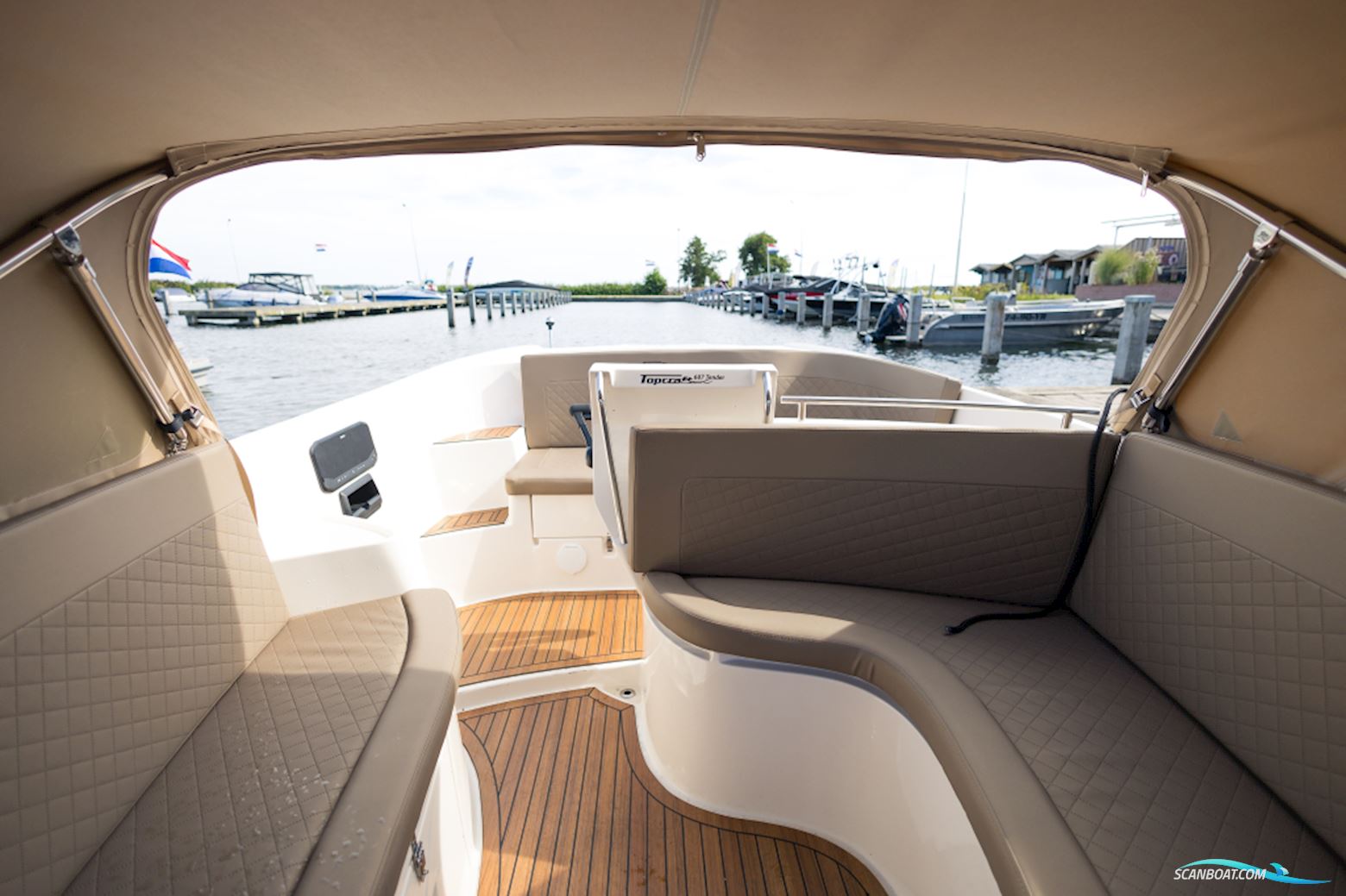Topcraft 607 Tender
