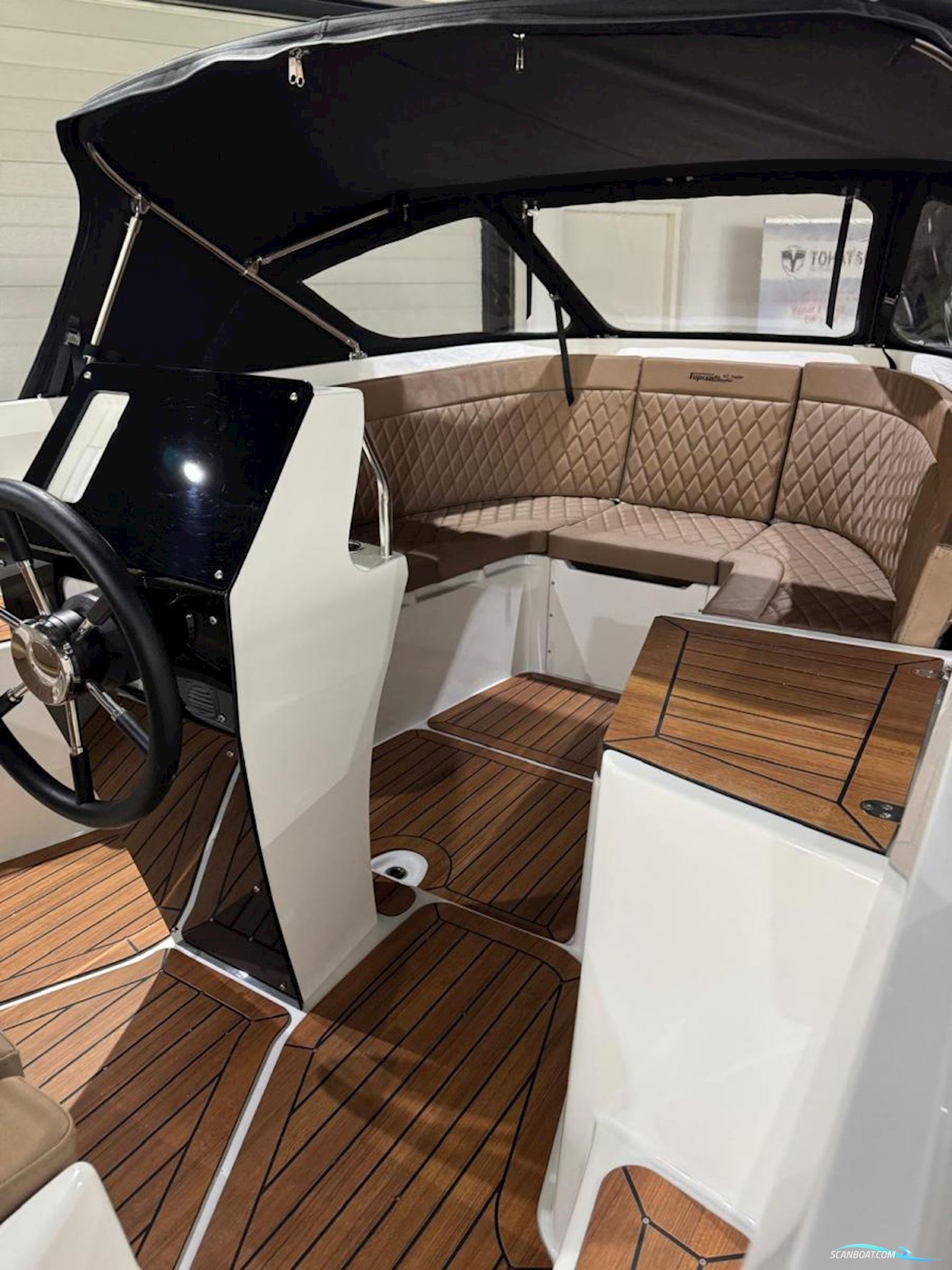 Topcraft 627 Tender