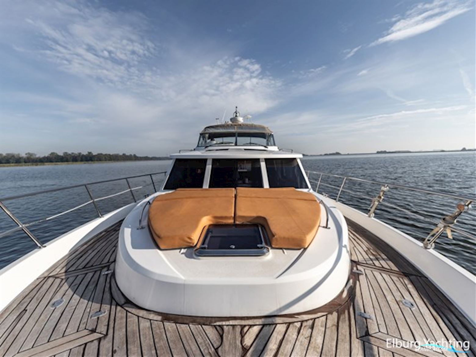 Trader 42 - Cabrio