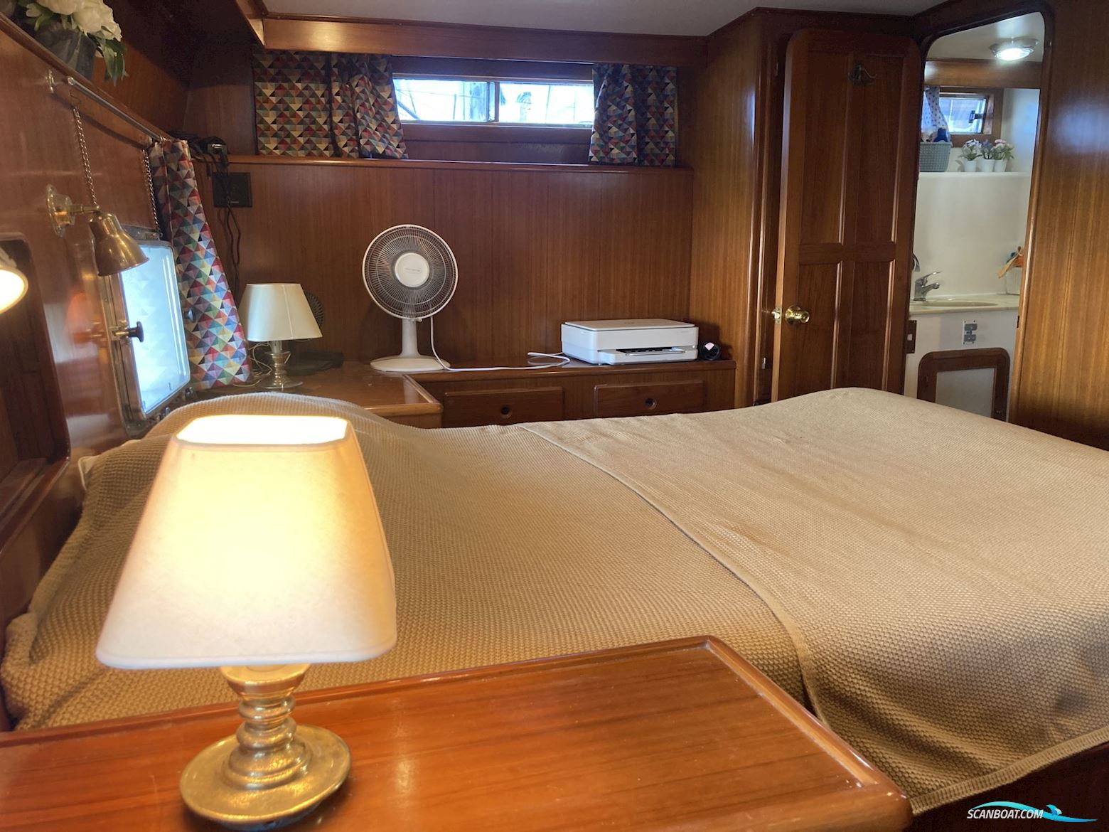 Trader 47 Flybridge  Cruising Motor Yacht or Live Aboard