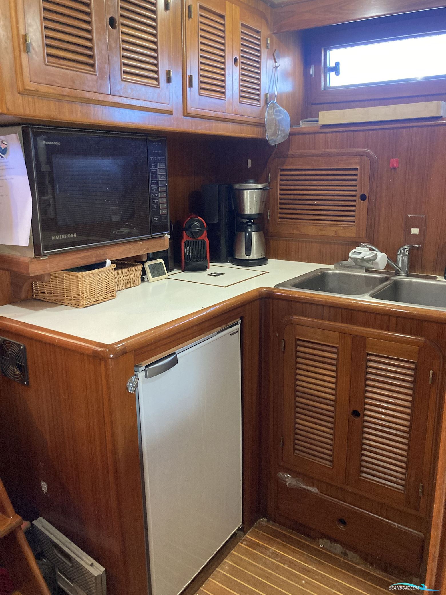 Trader 47 Flybridge well maintained Cruising Motor Yacht