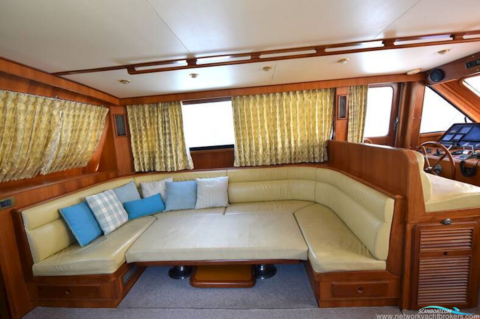 Trader Sunliner 625