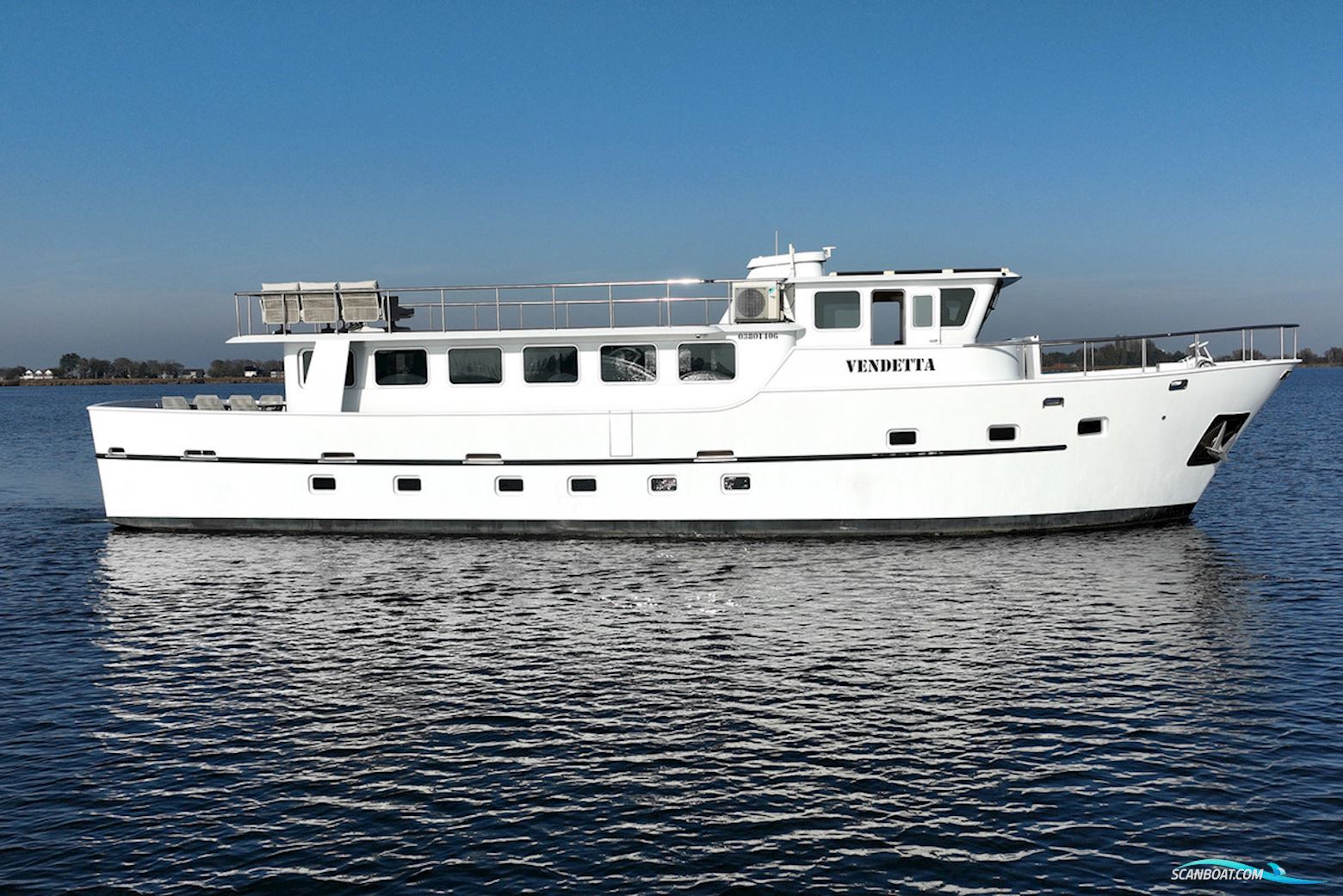 Trawler 2250
