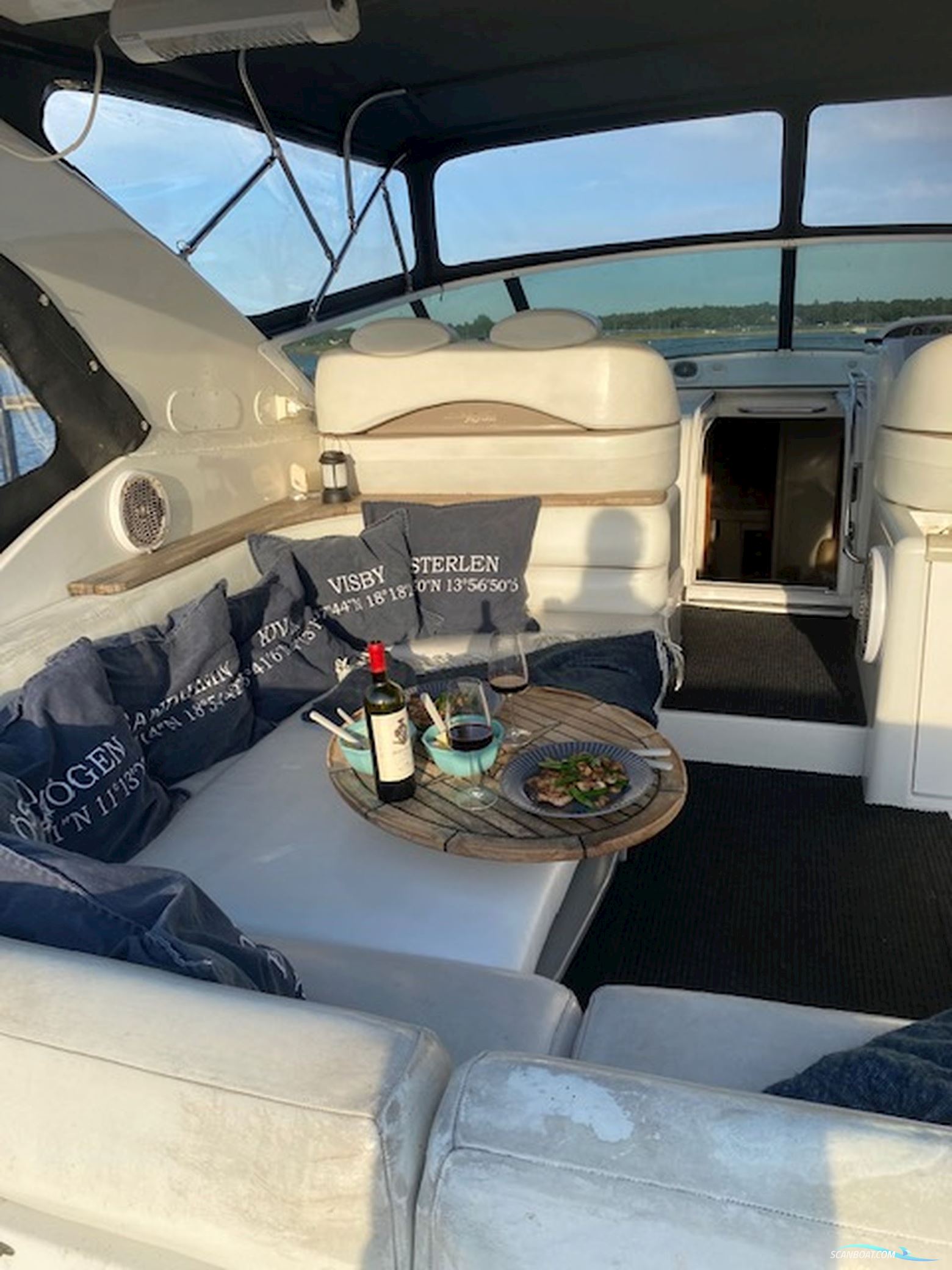 Trojan Carver 44 Express