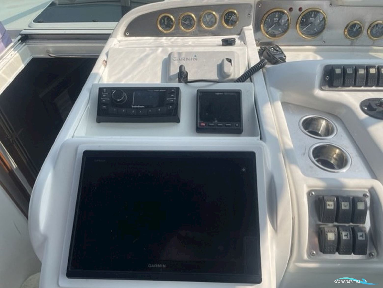 Trojan Carver 44 Express