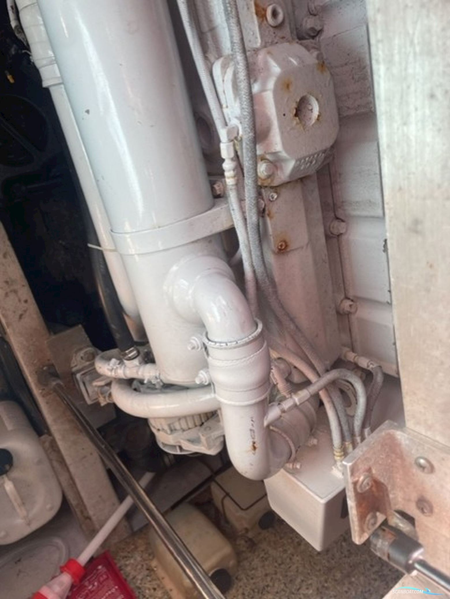 Trojan Carver 44 Express