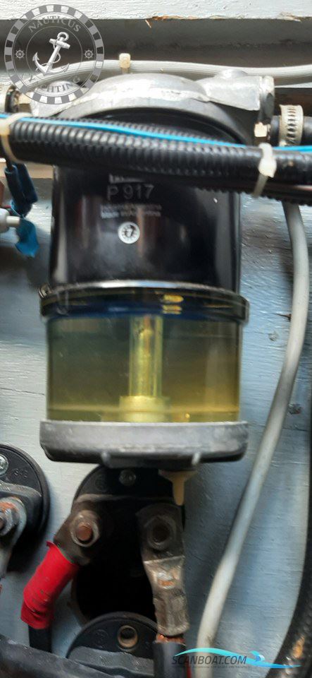 Trojan Yacht 25 Express