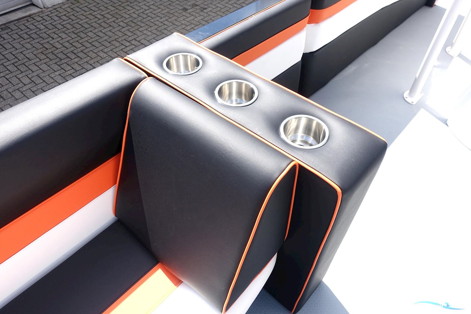 T.top Funcruiser 8.2 Verado 300 Pontoonboot