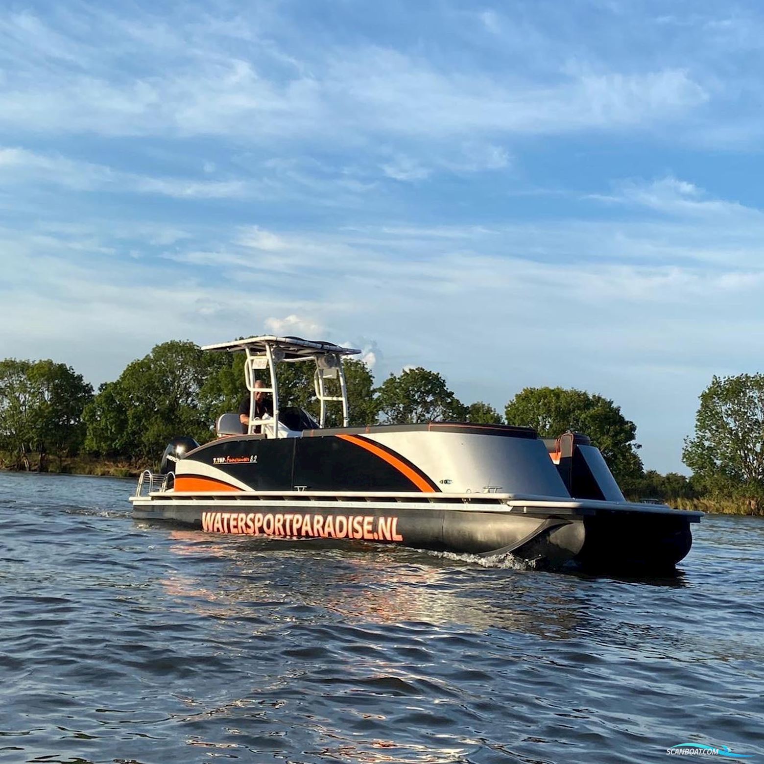 T.Top Funcruiser 8.2 Verado 300 Pontoonboot