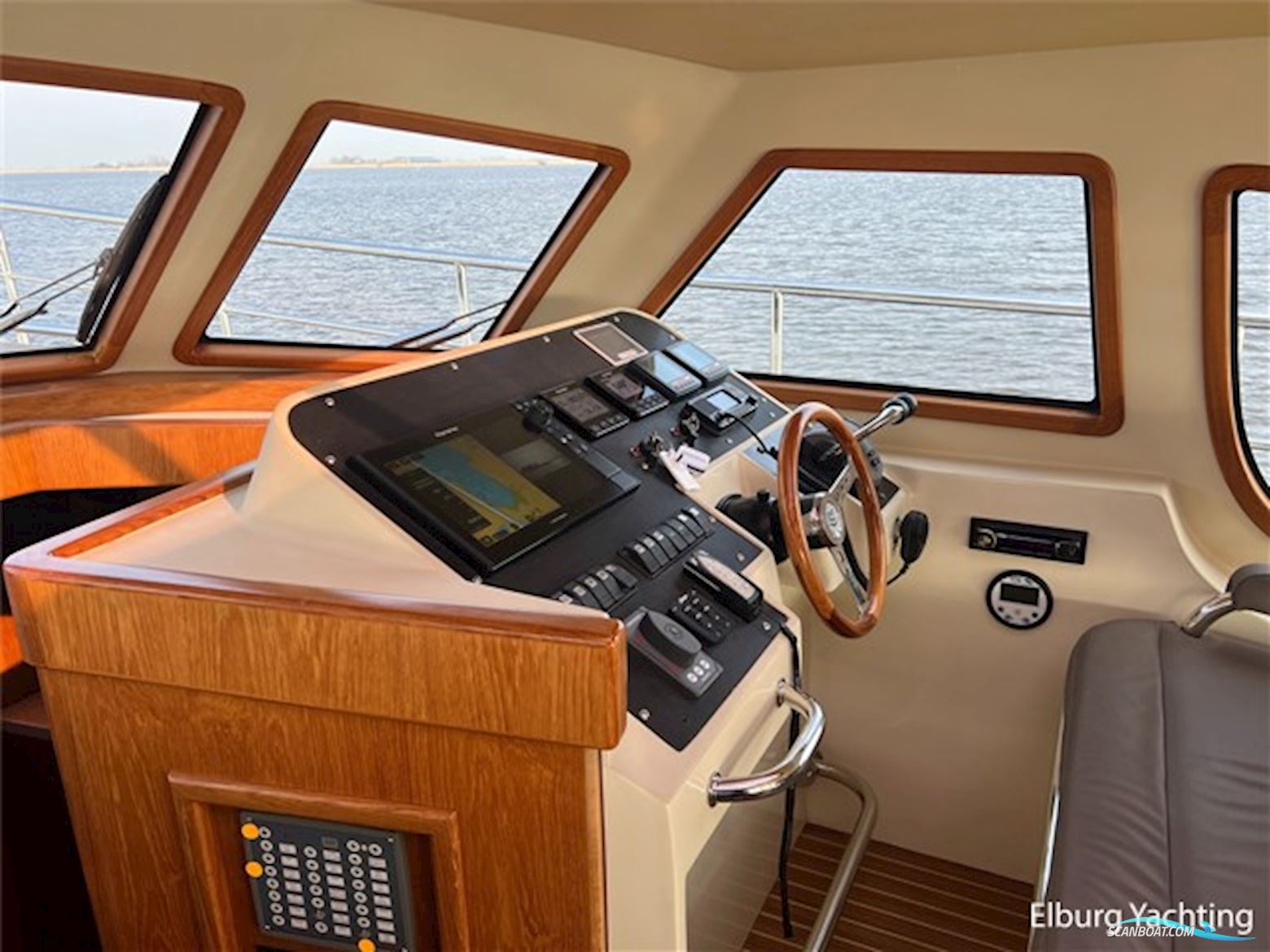 Tuna 40 Sportivo - Stabilizer