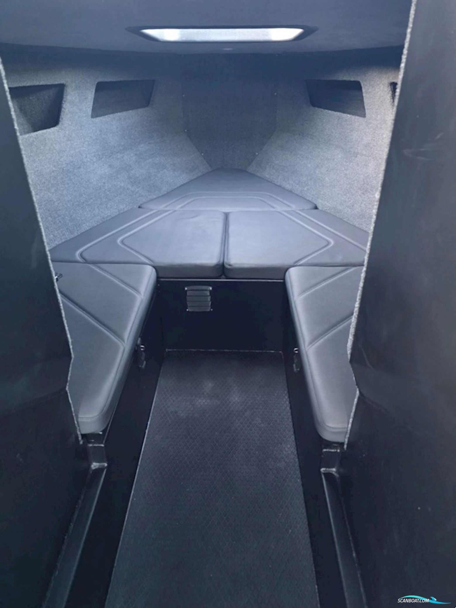 Ums 800 Cab
