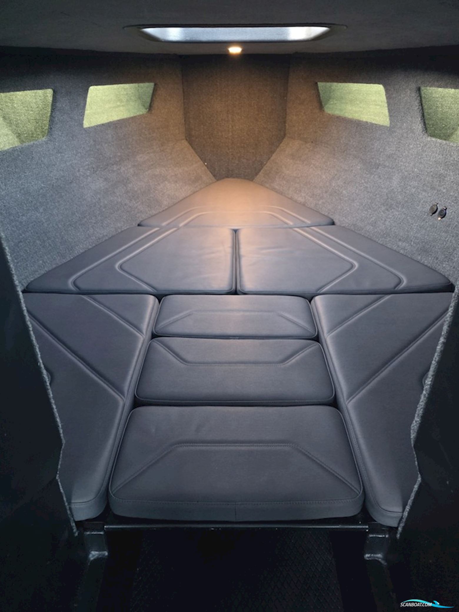 Ums 800 Cab