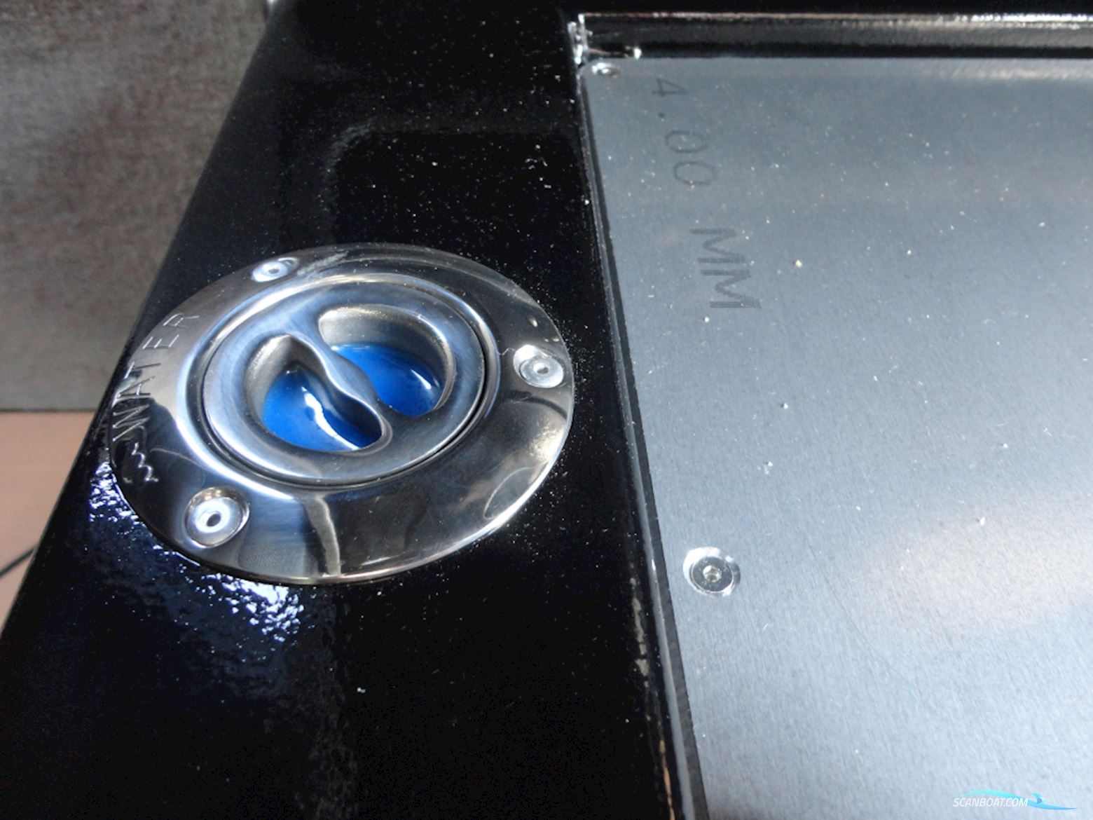 Ums Boat Cabin Cruiser