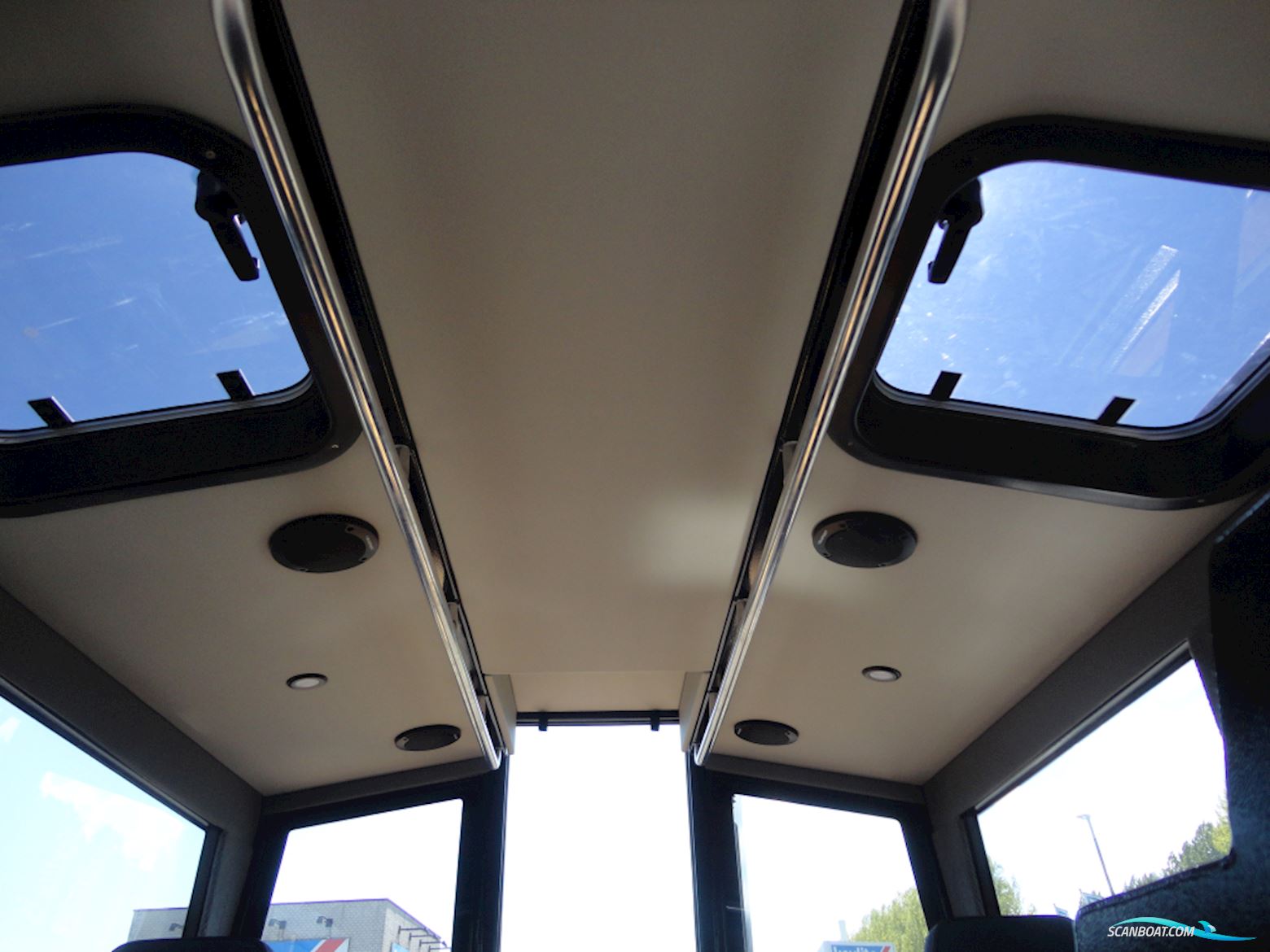 Ums Boat Cabin Cruiser