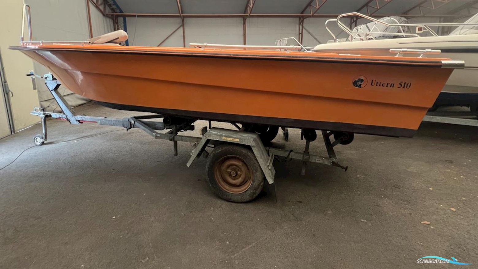 Uttern 510 Motorbåt 1975, Sverige