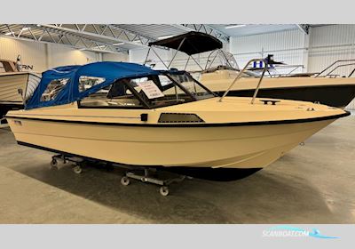 Uttern 5200 DC Motorbåt 1995, med Suzuki motor, Sverige