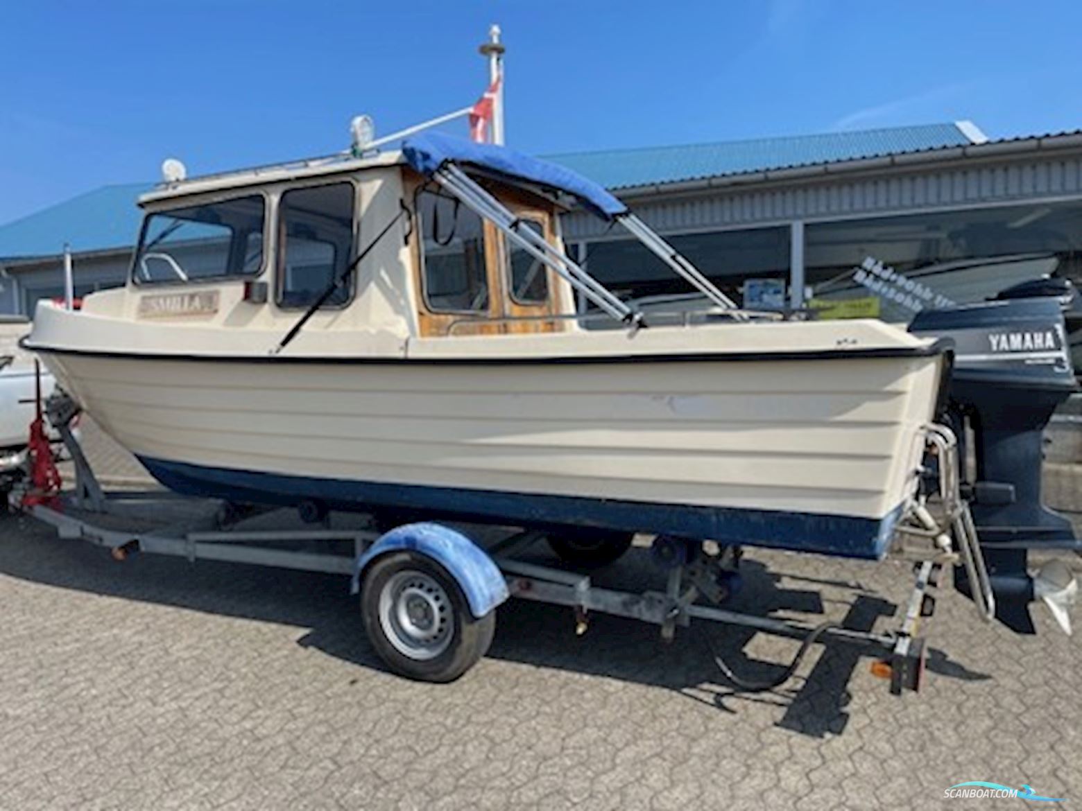Uttern 6000 Med Yamaha 60 hk Samt Brenderup Trailer (Nysynet) Motorbåt 1989, med Yamaha motor, Danmark