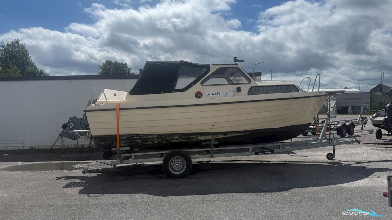 Uttern 630 Motorbåt 1983, med Yamaha motor, Sverige