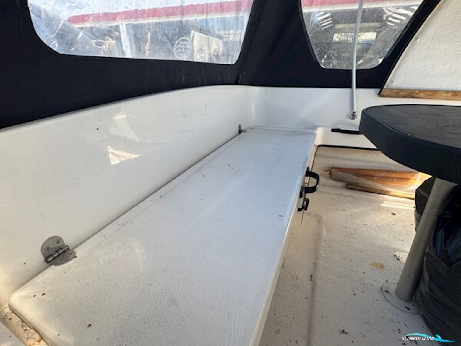 Uttern C56 med 60 hk Mercury-EFI 4 takt.