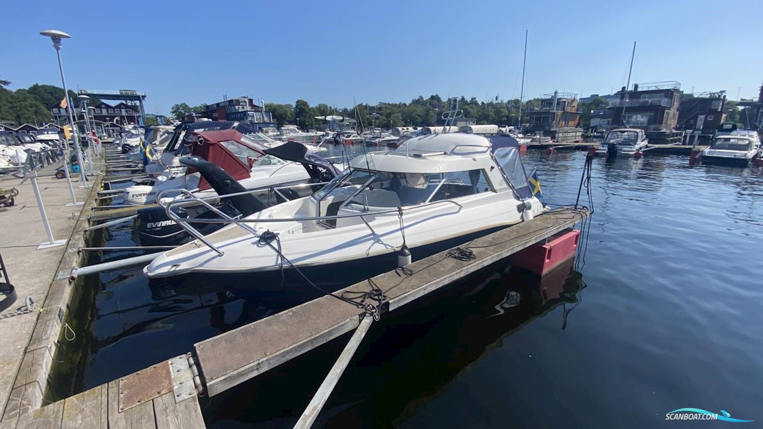 Uttern C66 Motorbåt 2006, med Mercruiser motor, Sverige